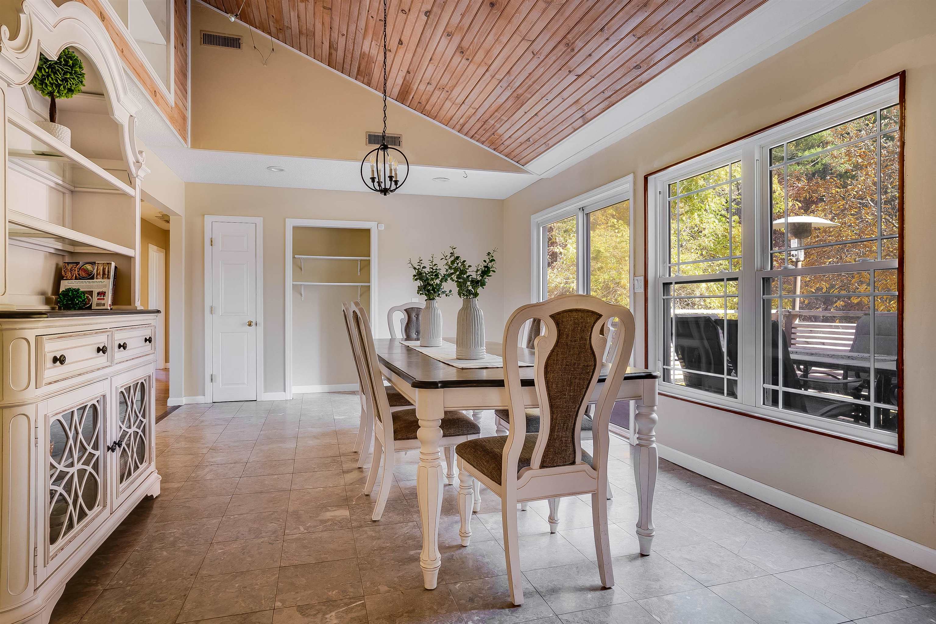 105 Nartoff Road