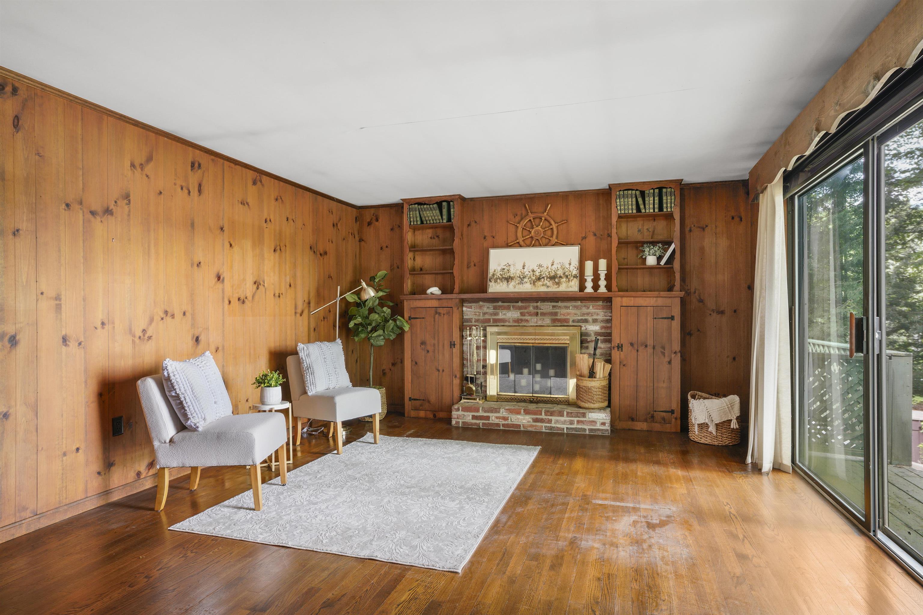 4 Clark Island Road
