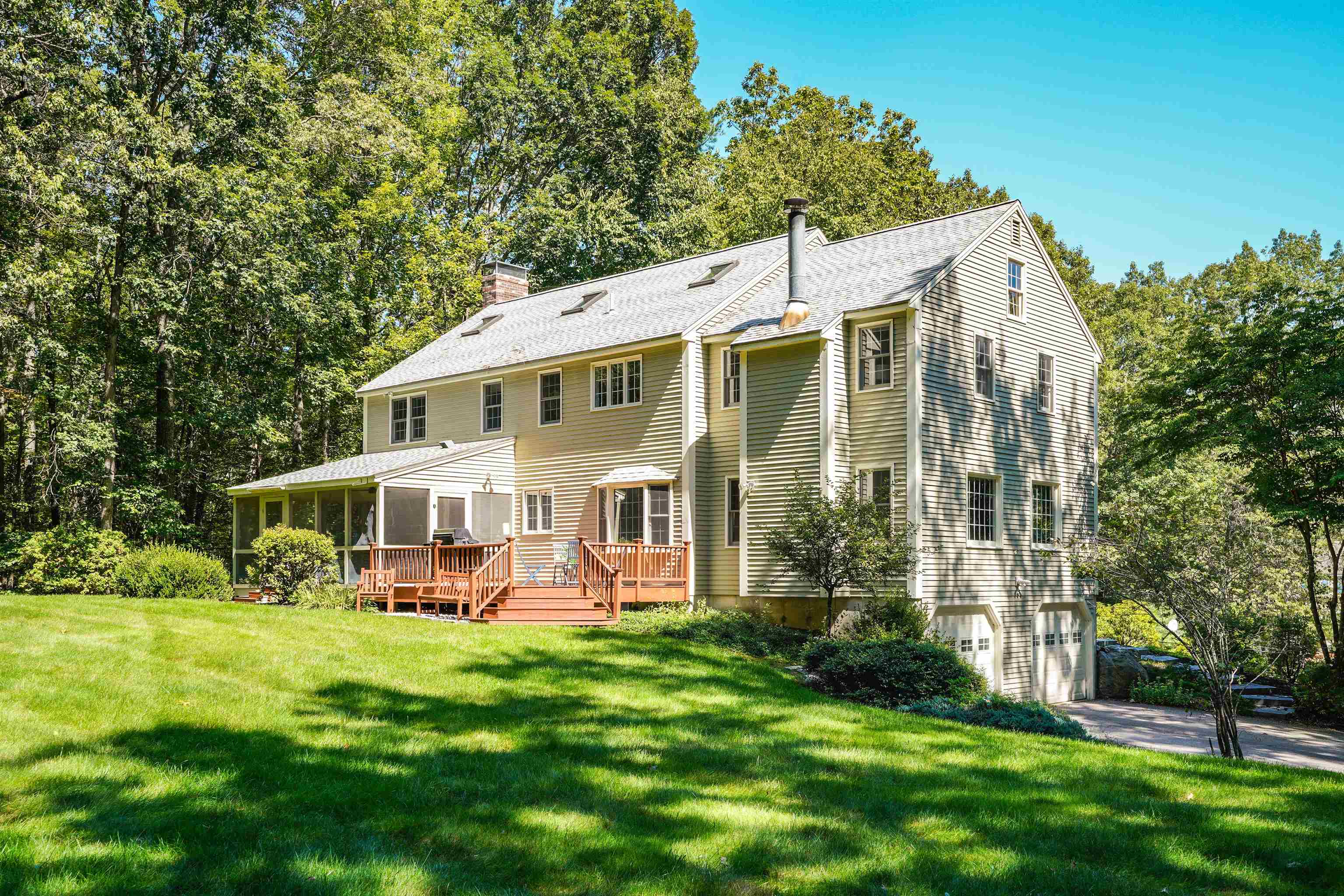12 Crestwood Court