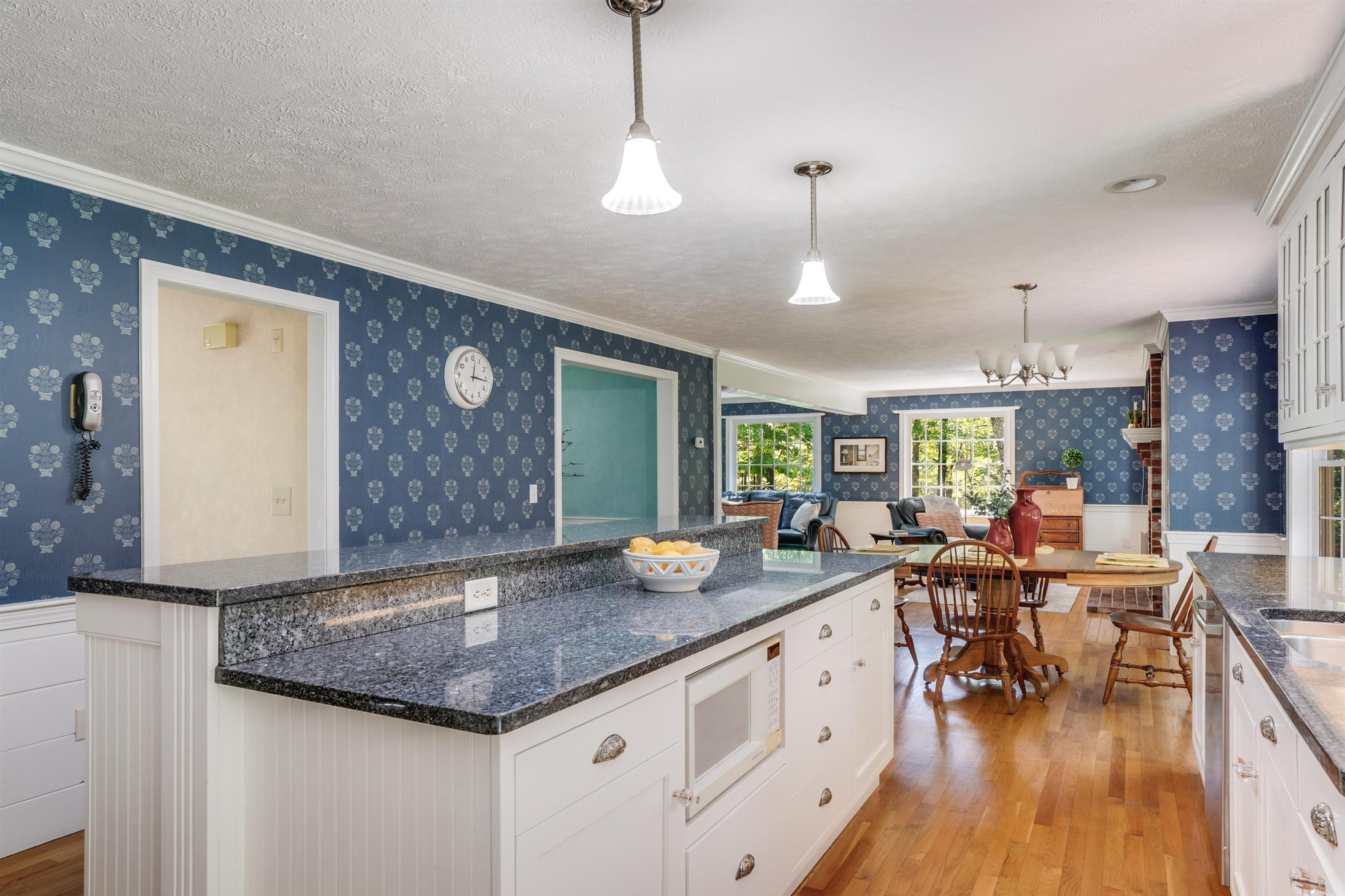 12 Crestwood Court