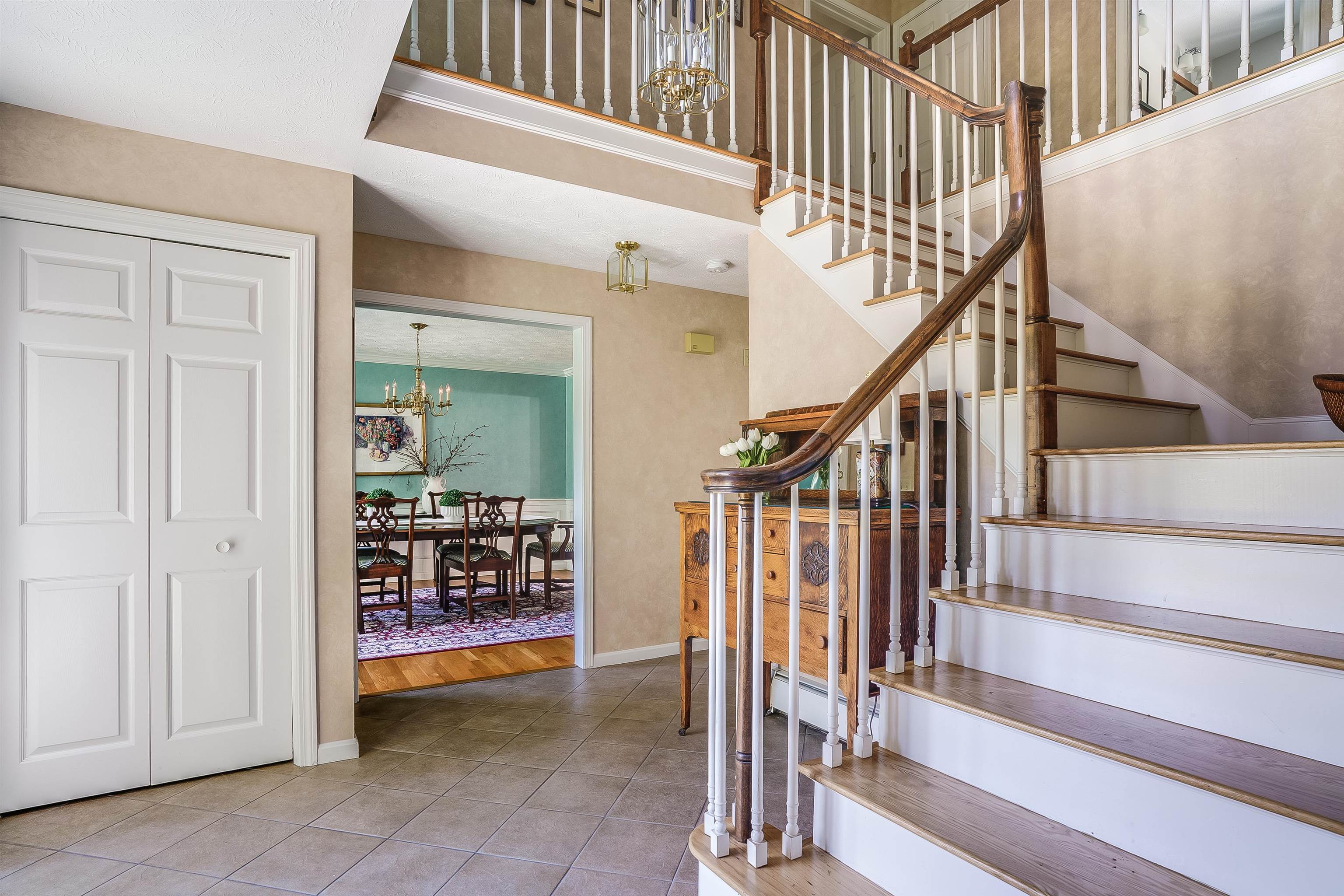 12 Crestwood Court