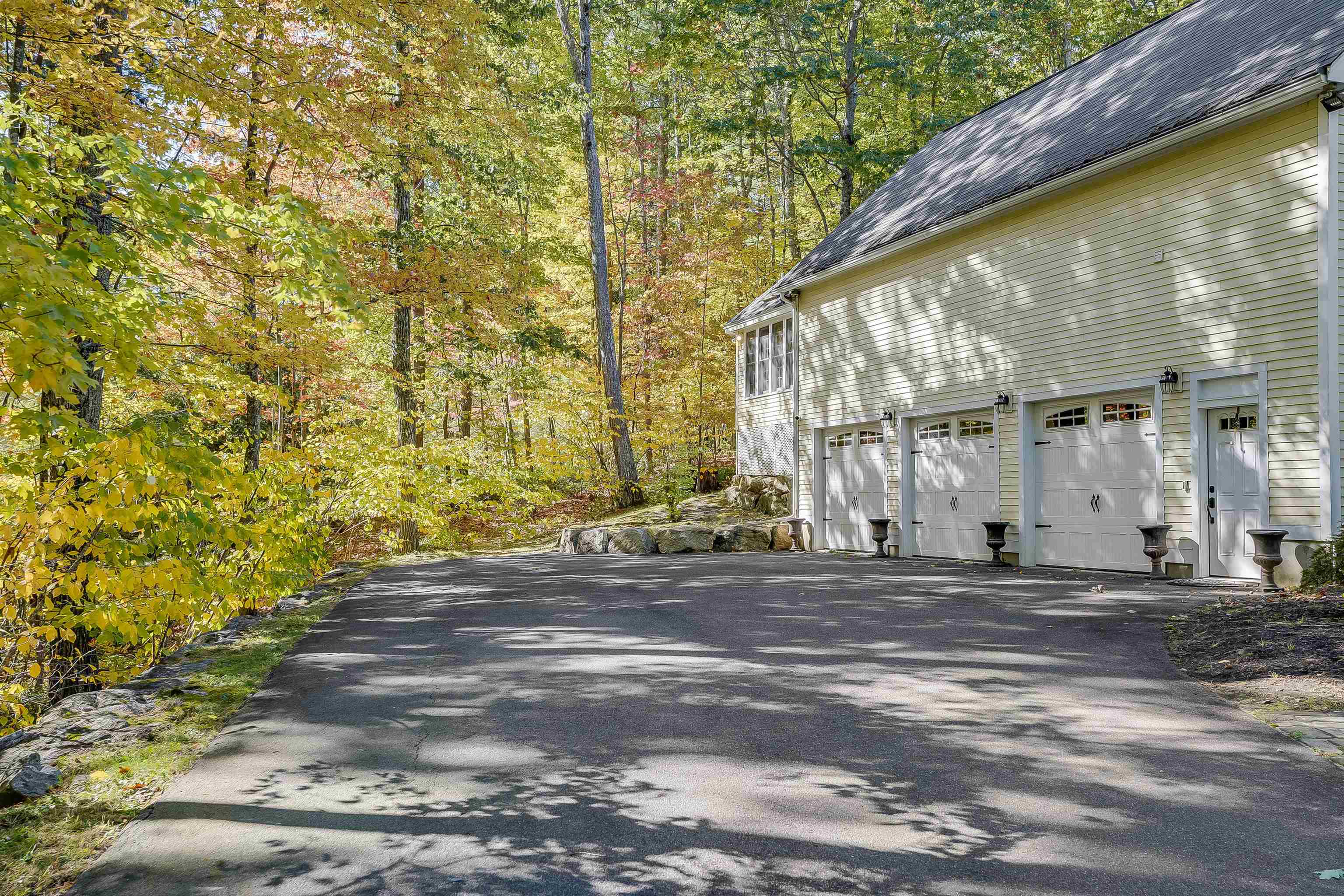 10 Barrington Drive