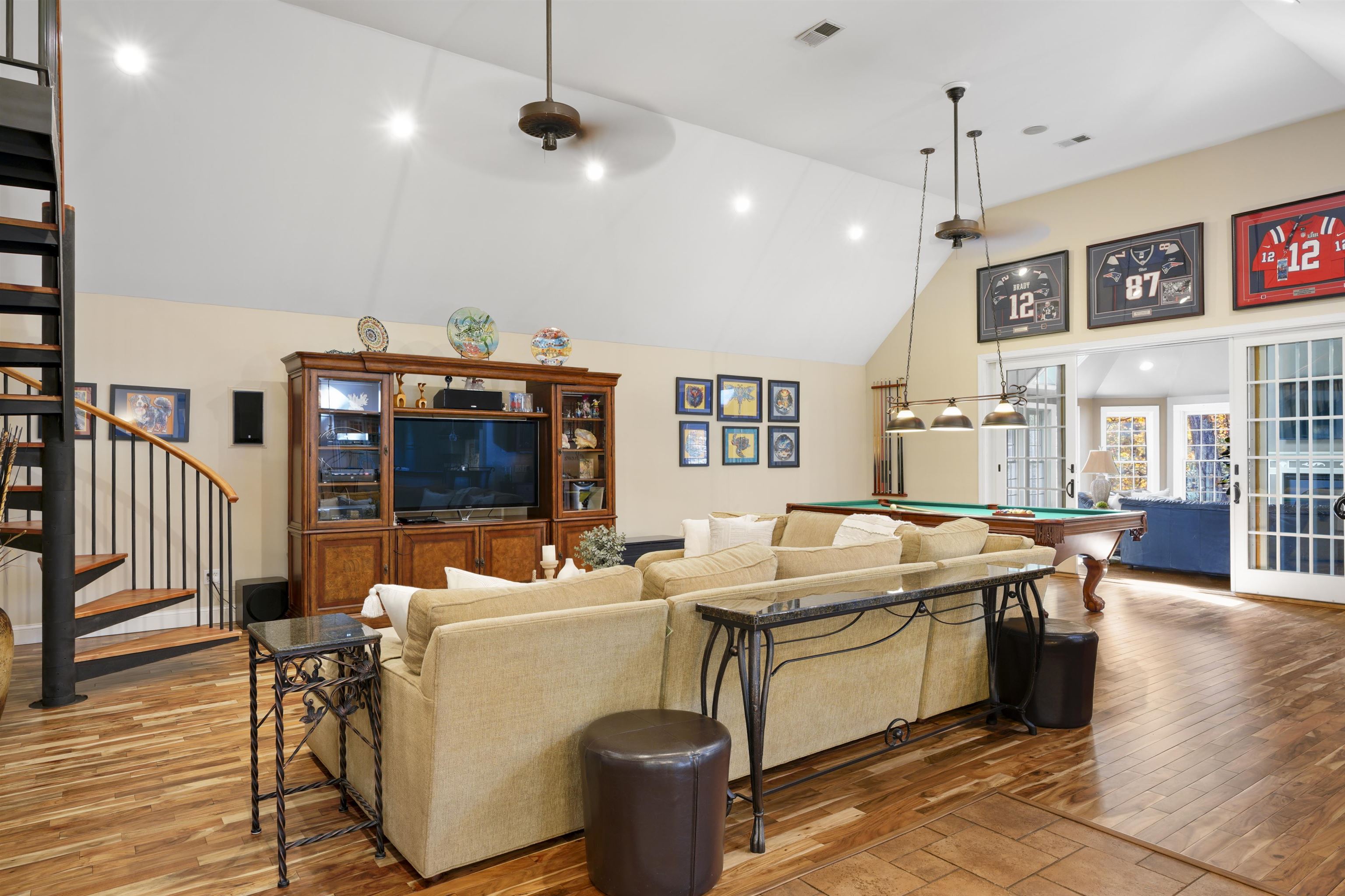 10 Barrington Drive