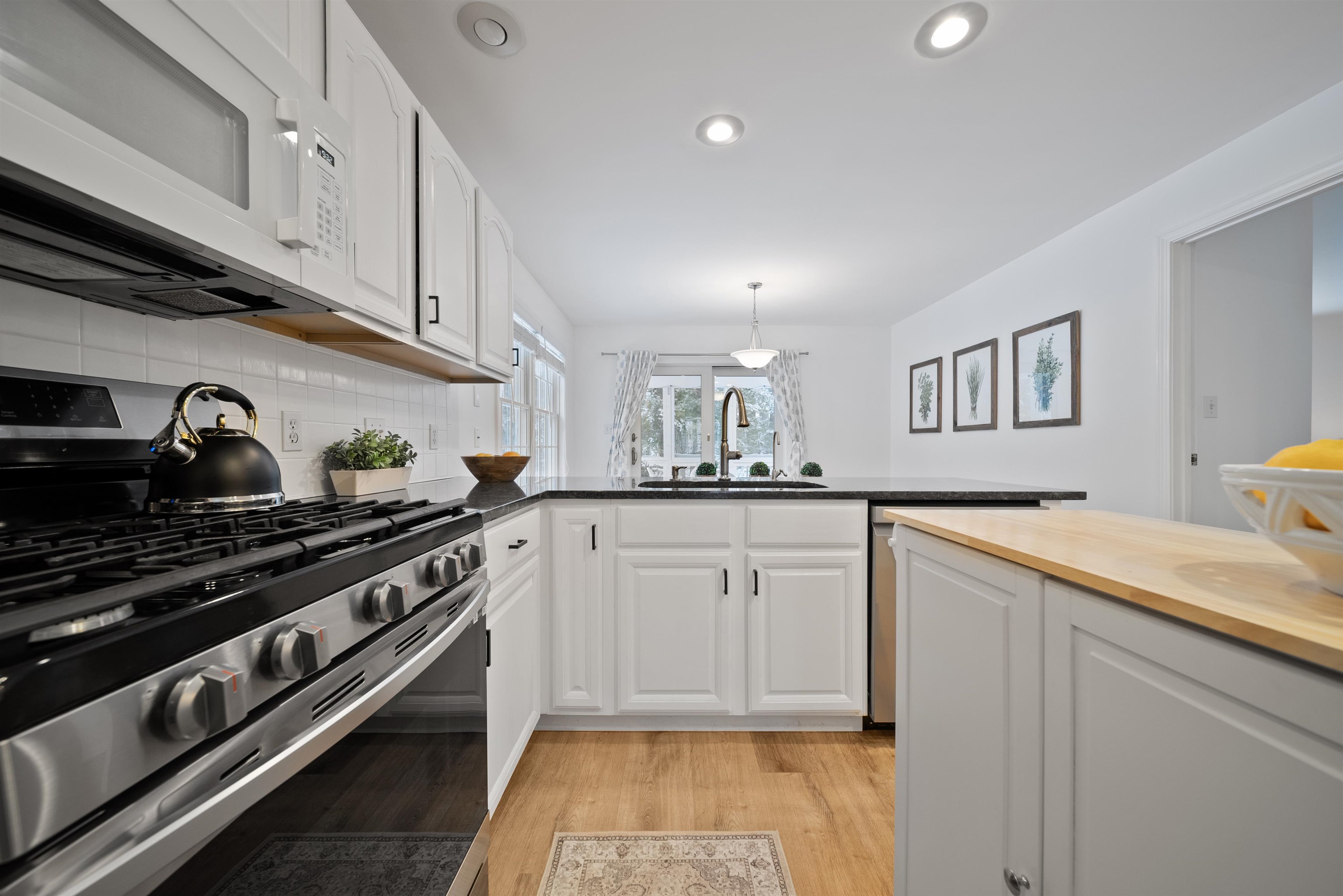59 Bucks Hill Road