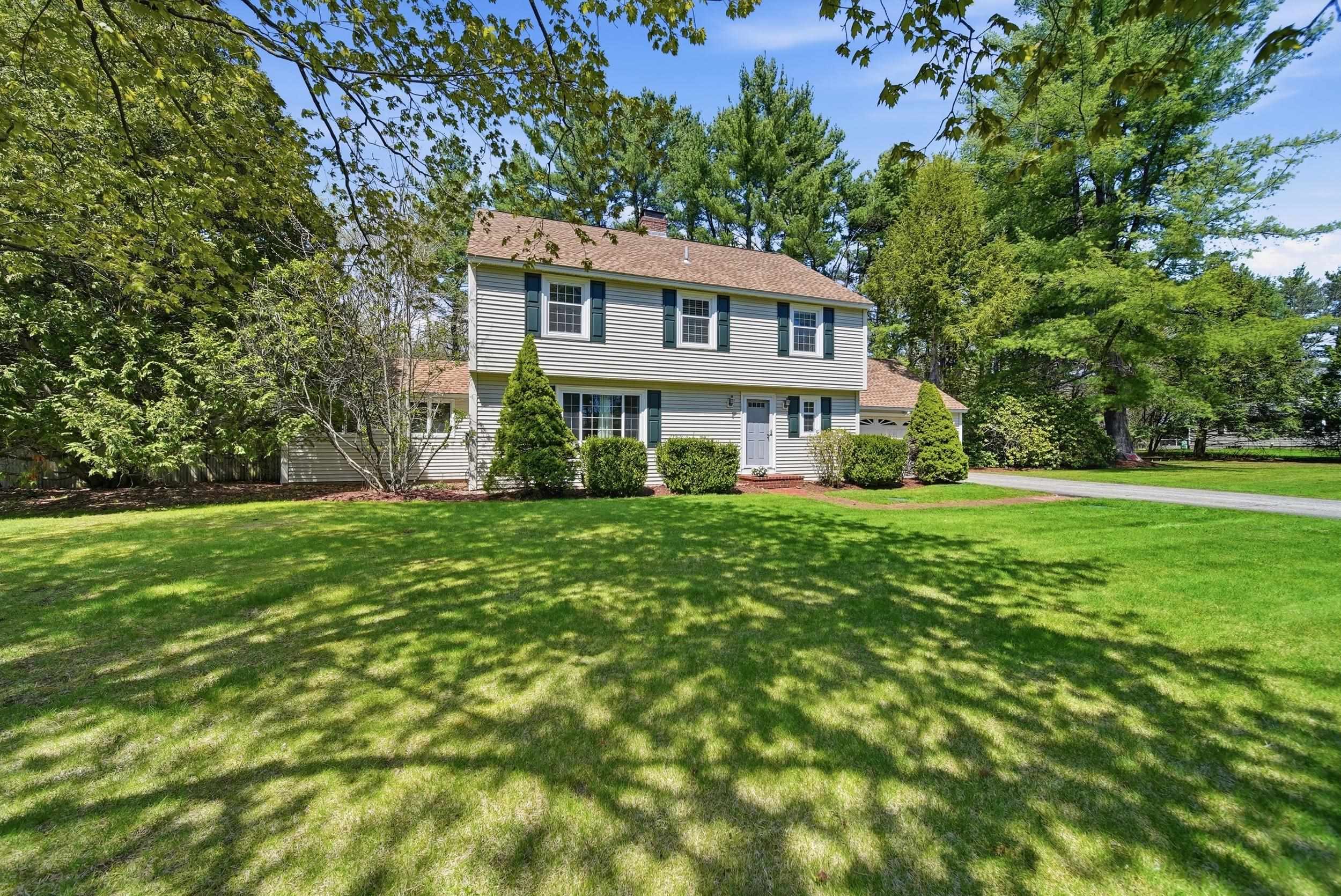 11 River Road