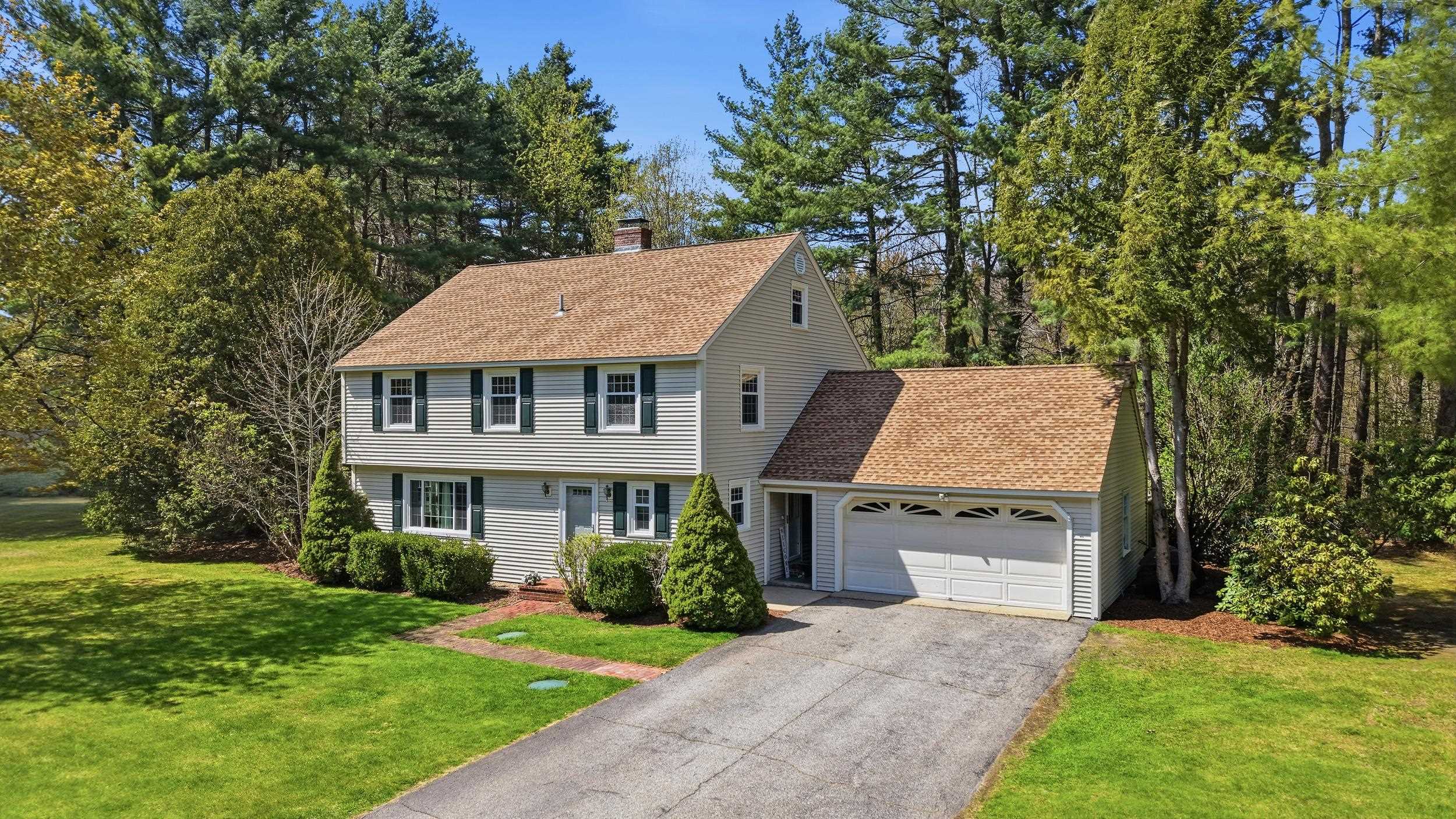 11 River Road