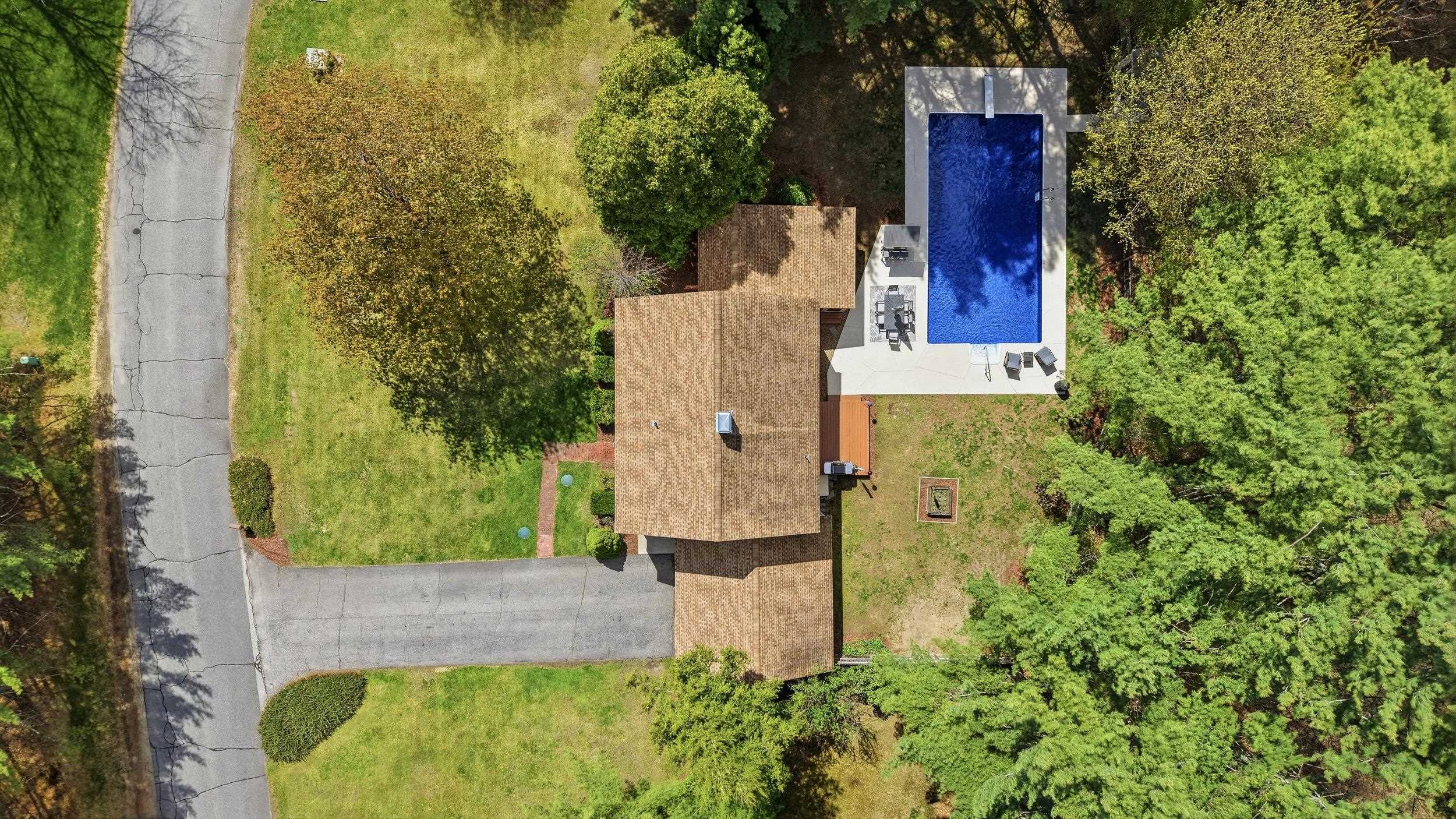 11 River Road