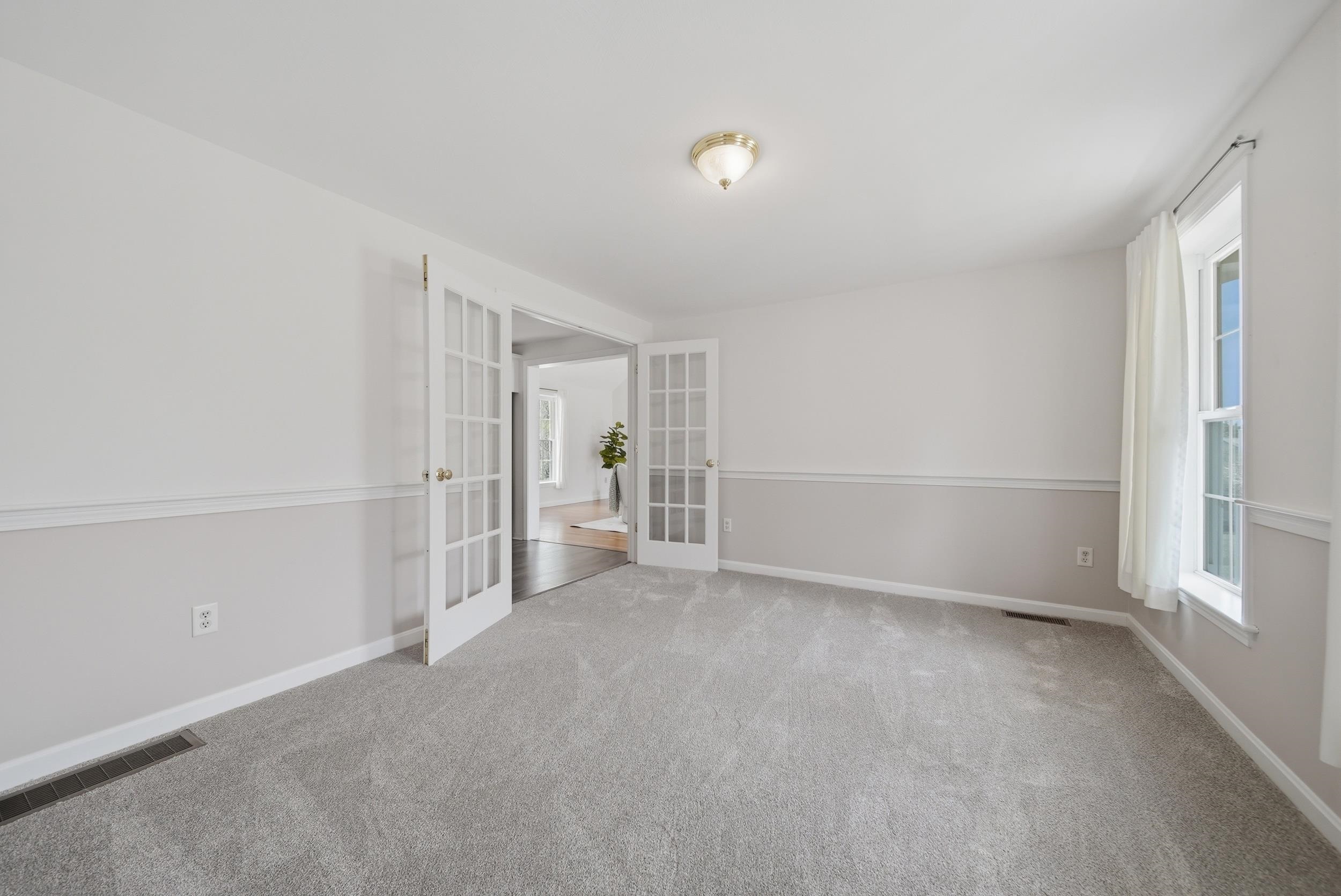 55 Woodhawk Drive
