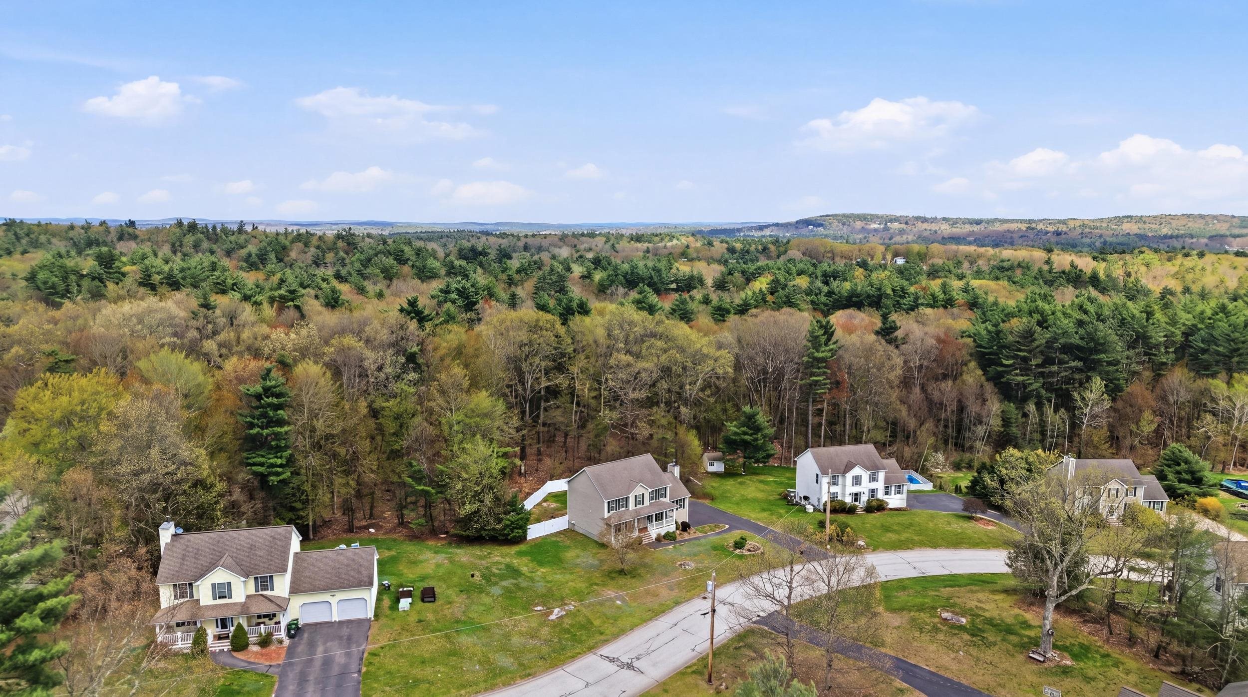 55 Woodhawk Drive