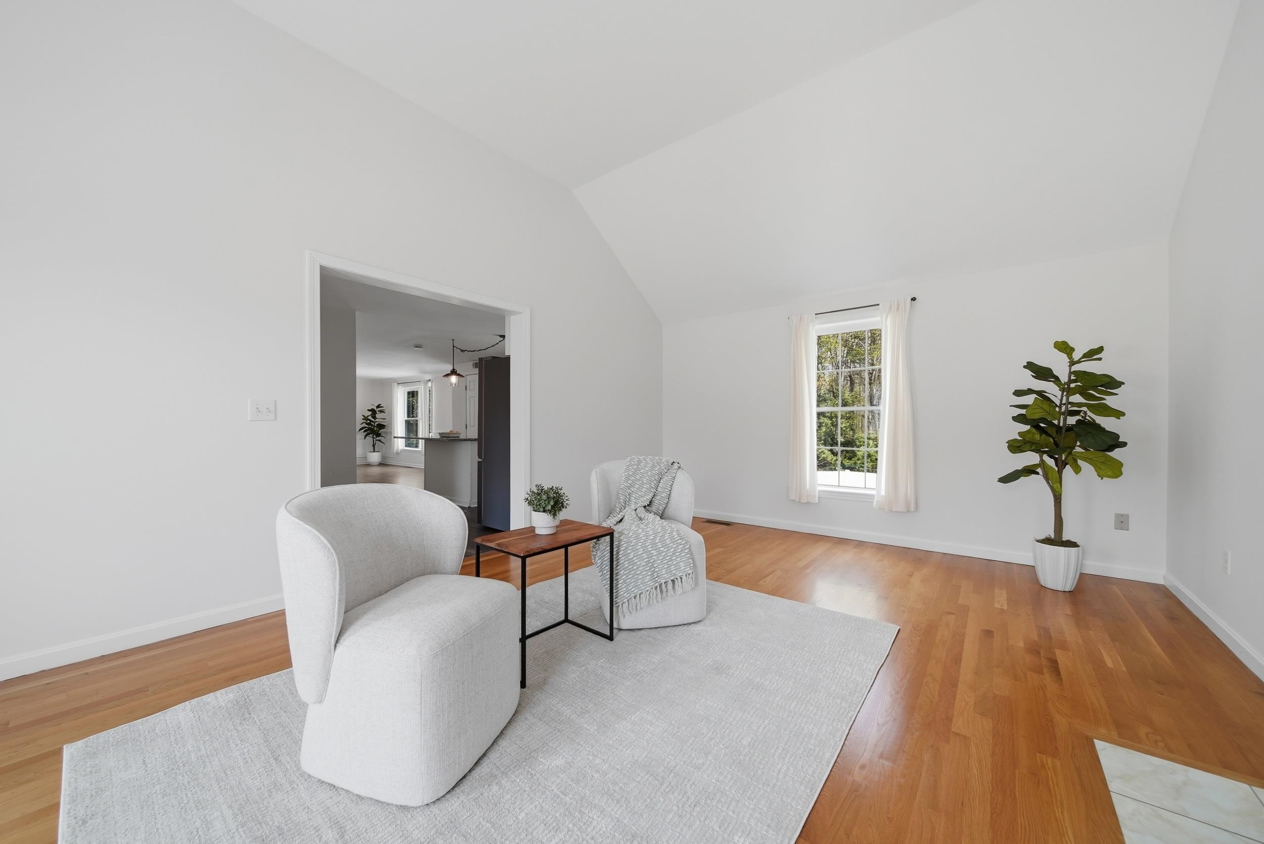 55 Woodhawk Drive