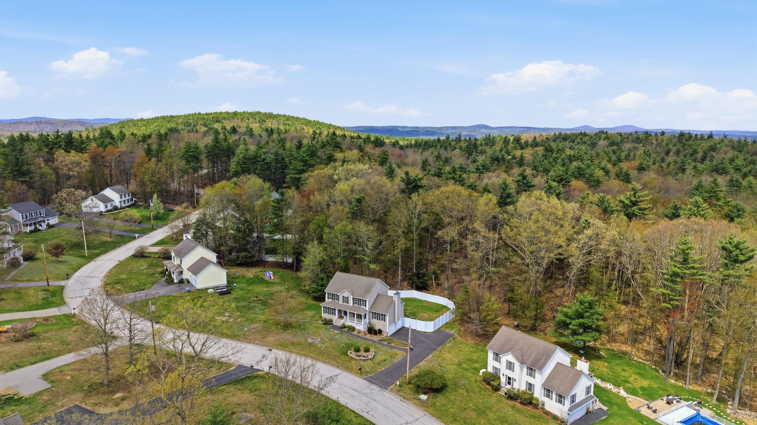 55 Woodhawk Drive