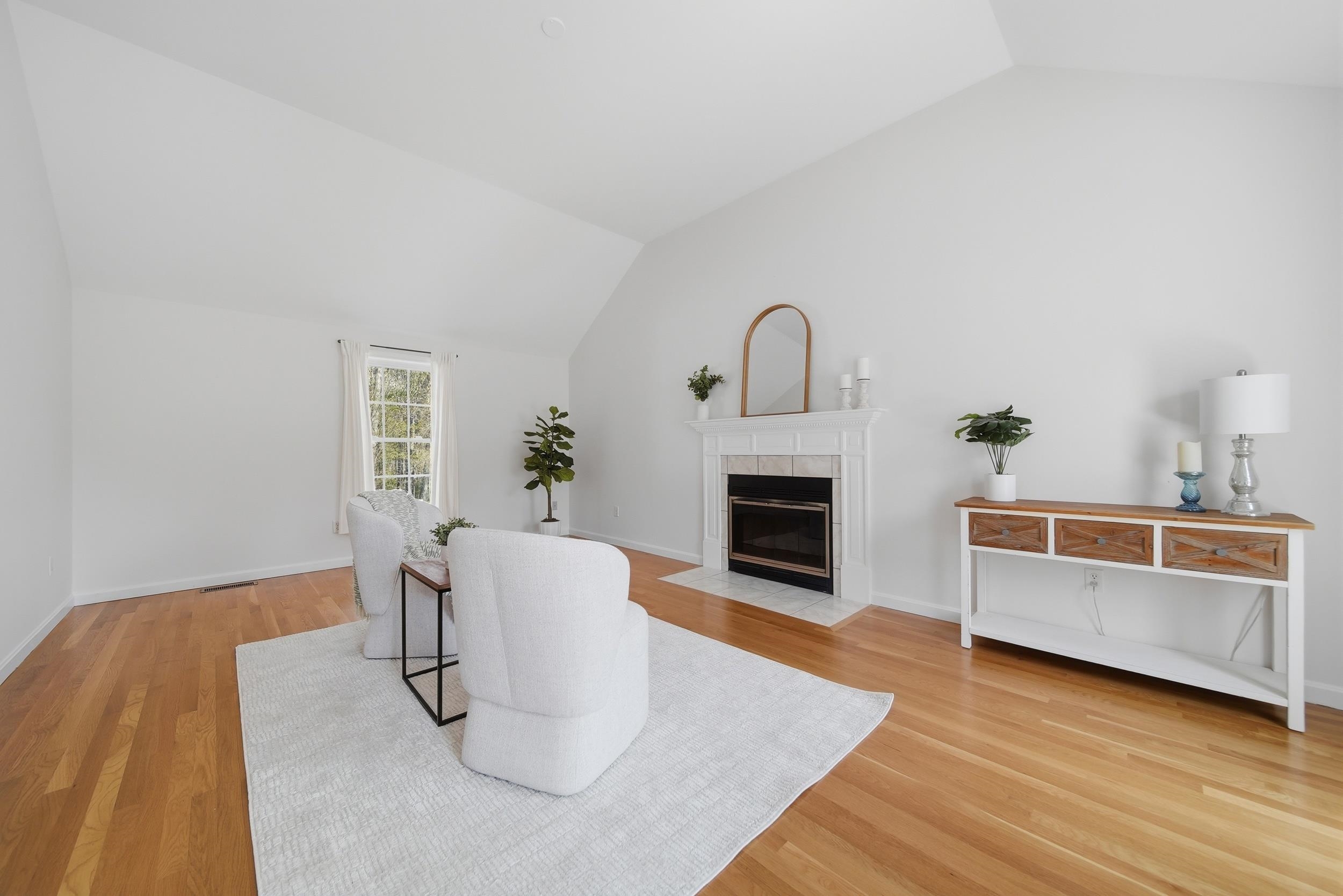 55 Woodhawk Drive