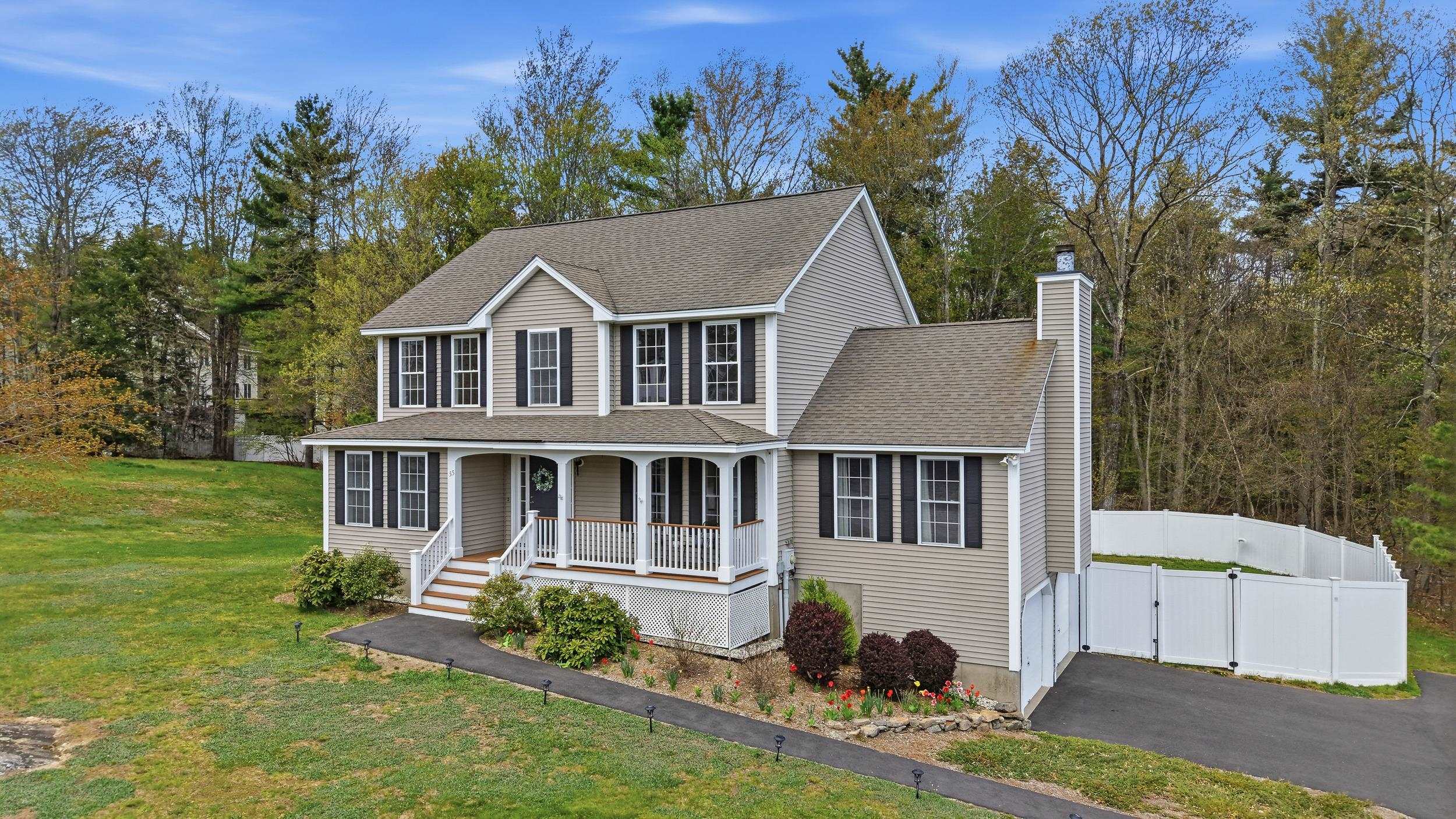 55 Woodhawk Drive