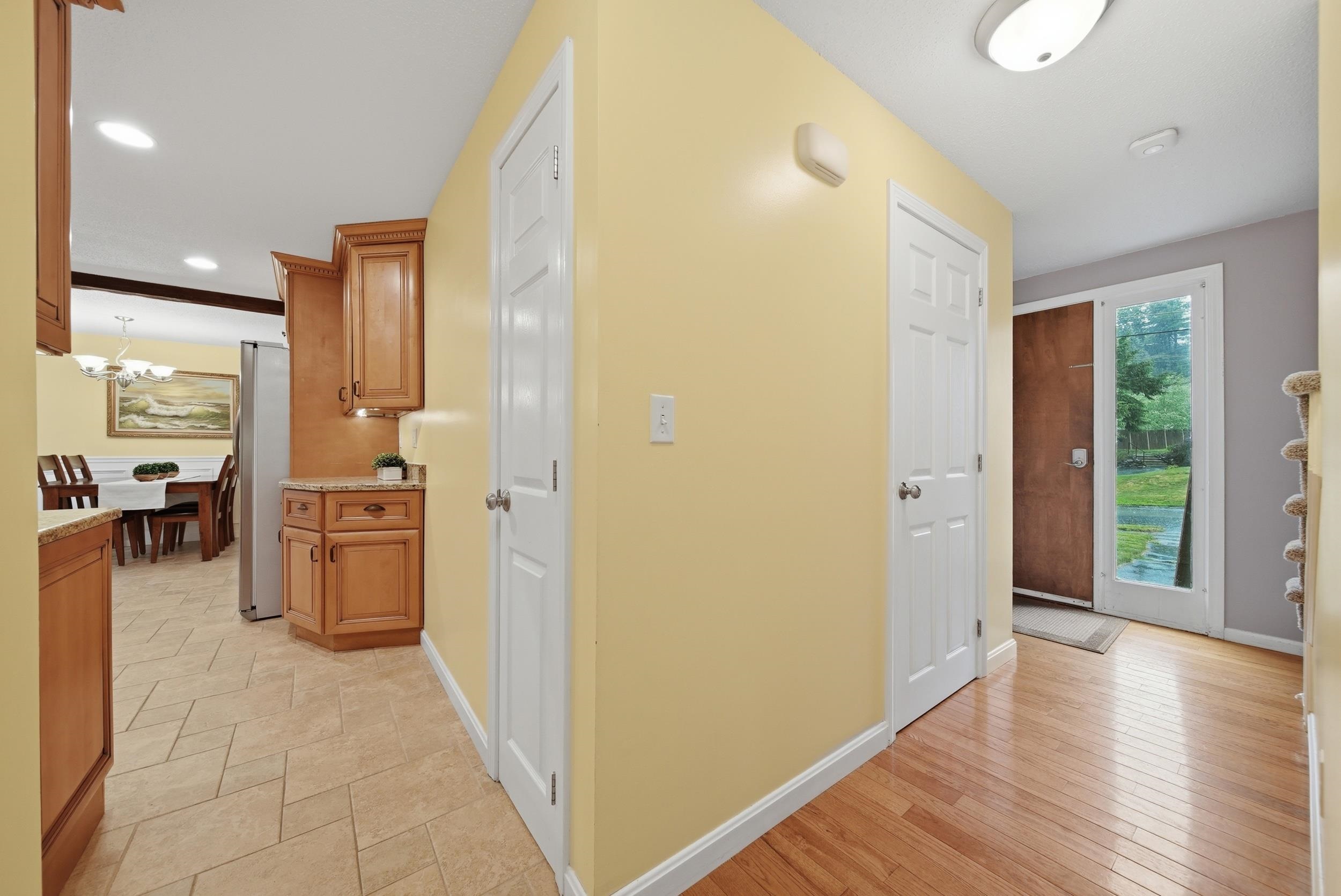 3 Sunshine Court