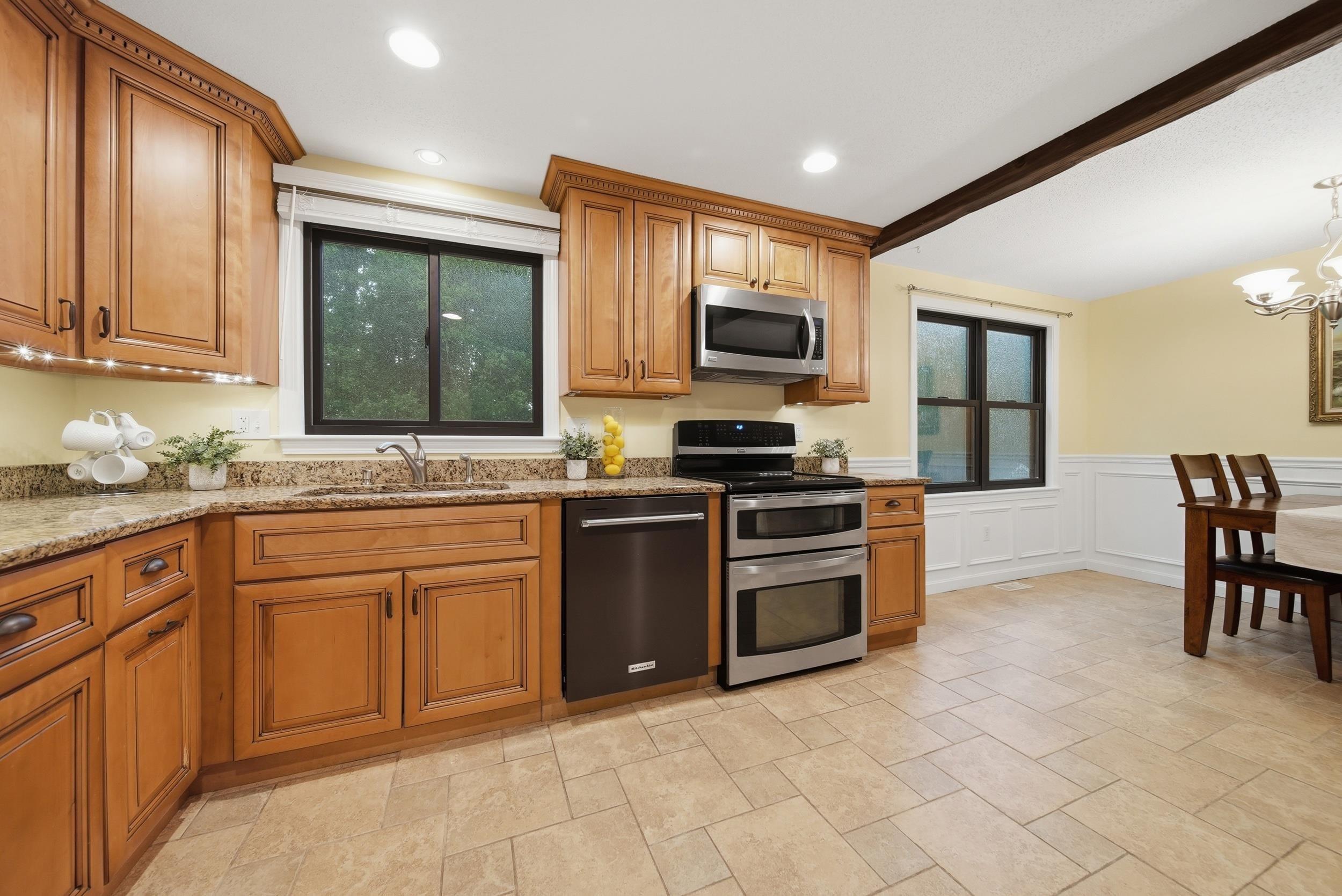 3 Sunshine Court