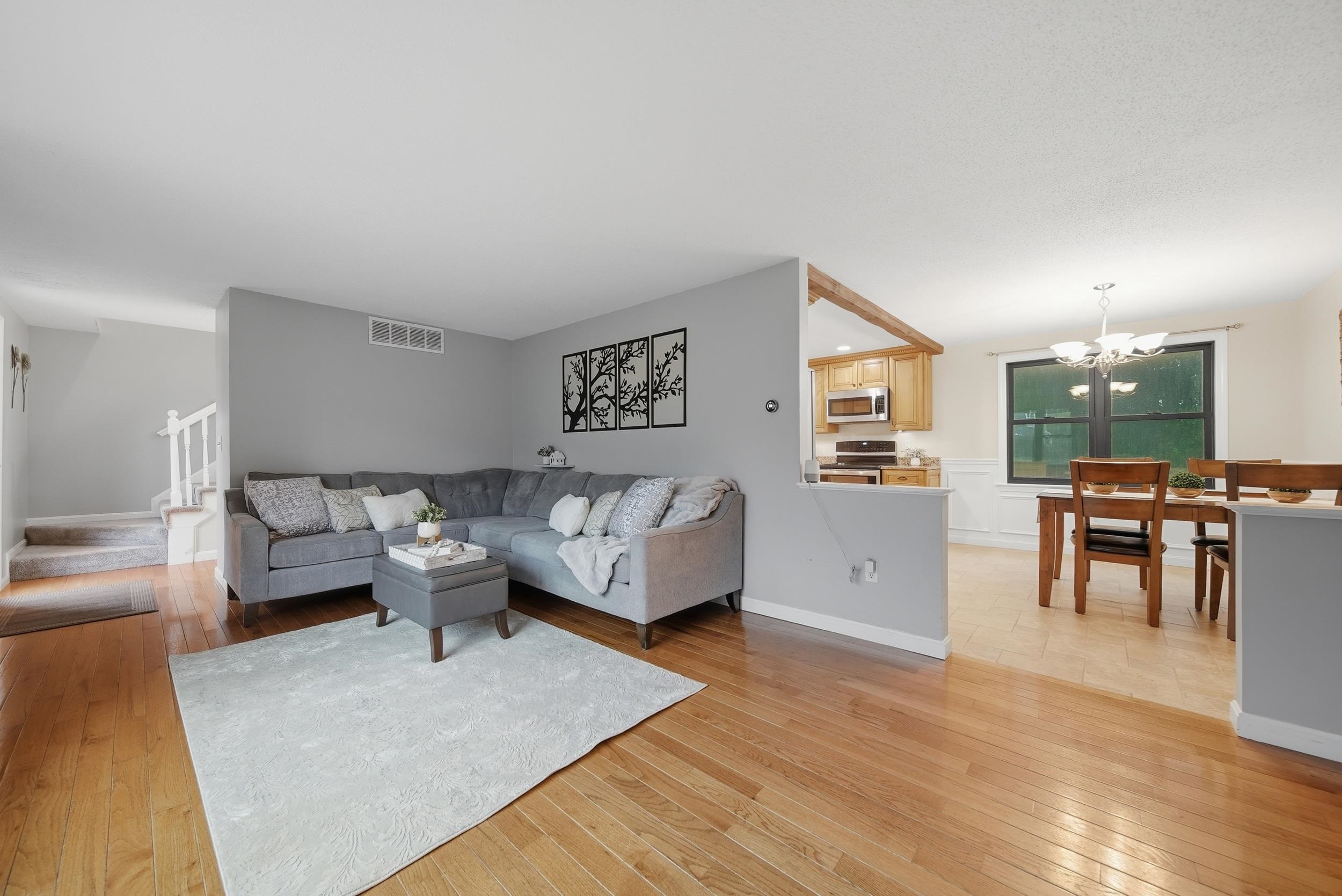 3 Sunshine Court