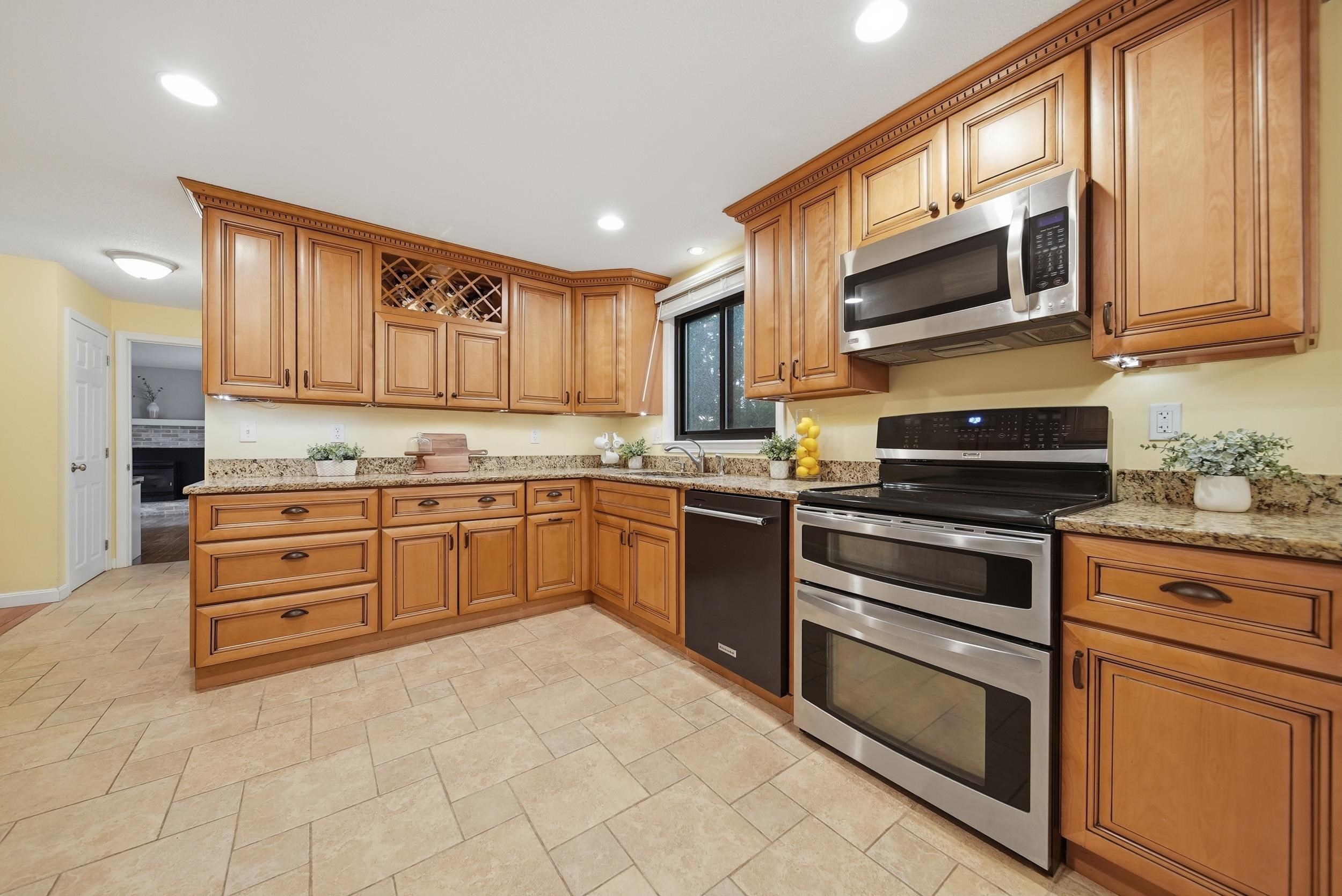 3 Sunshine Court