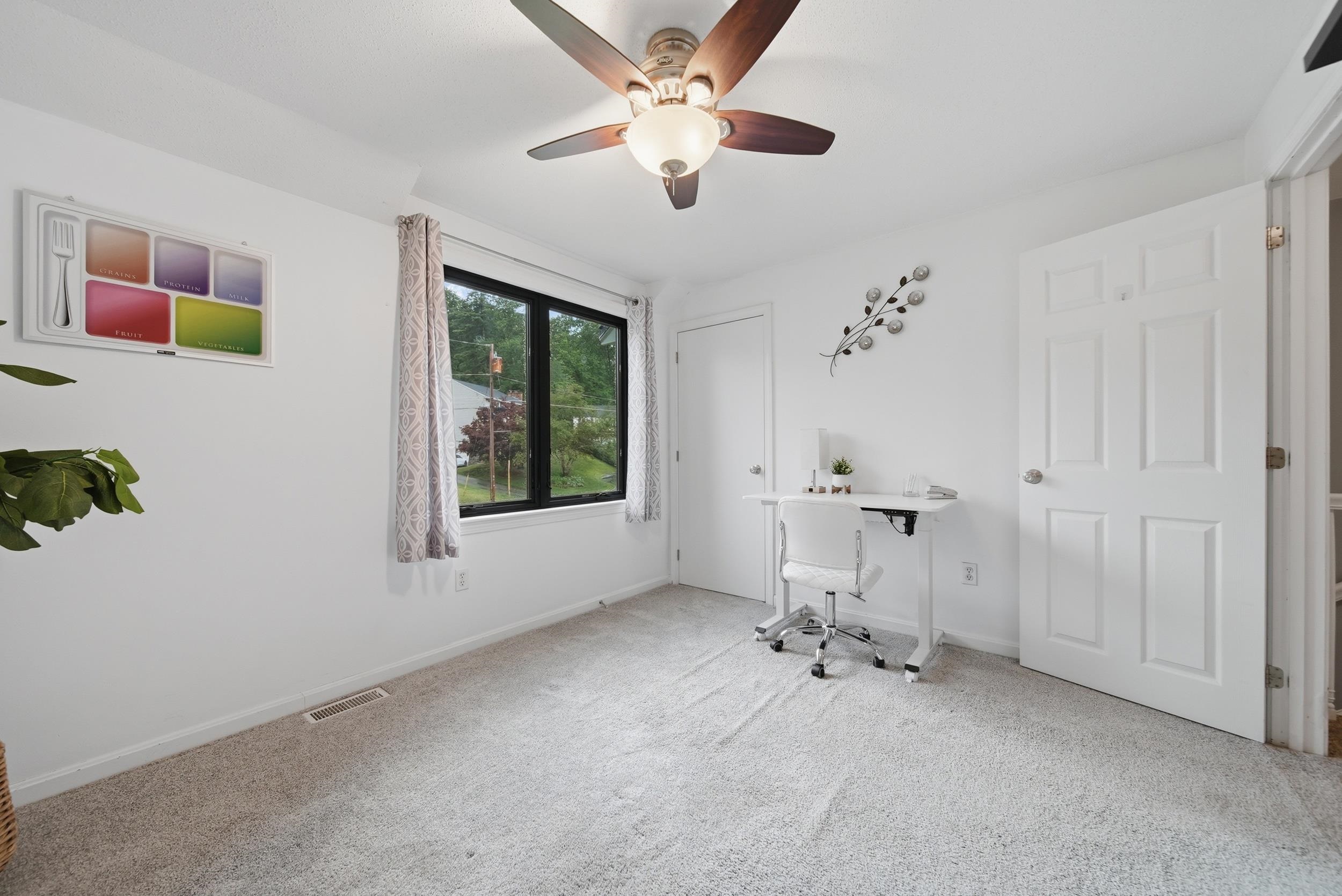 3 Sunshine Court