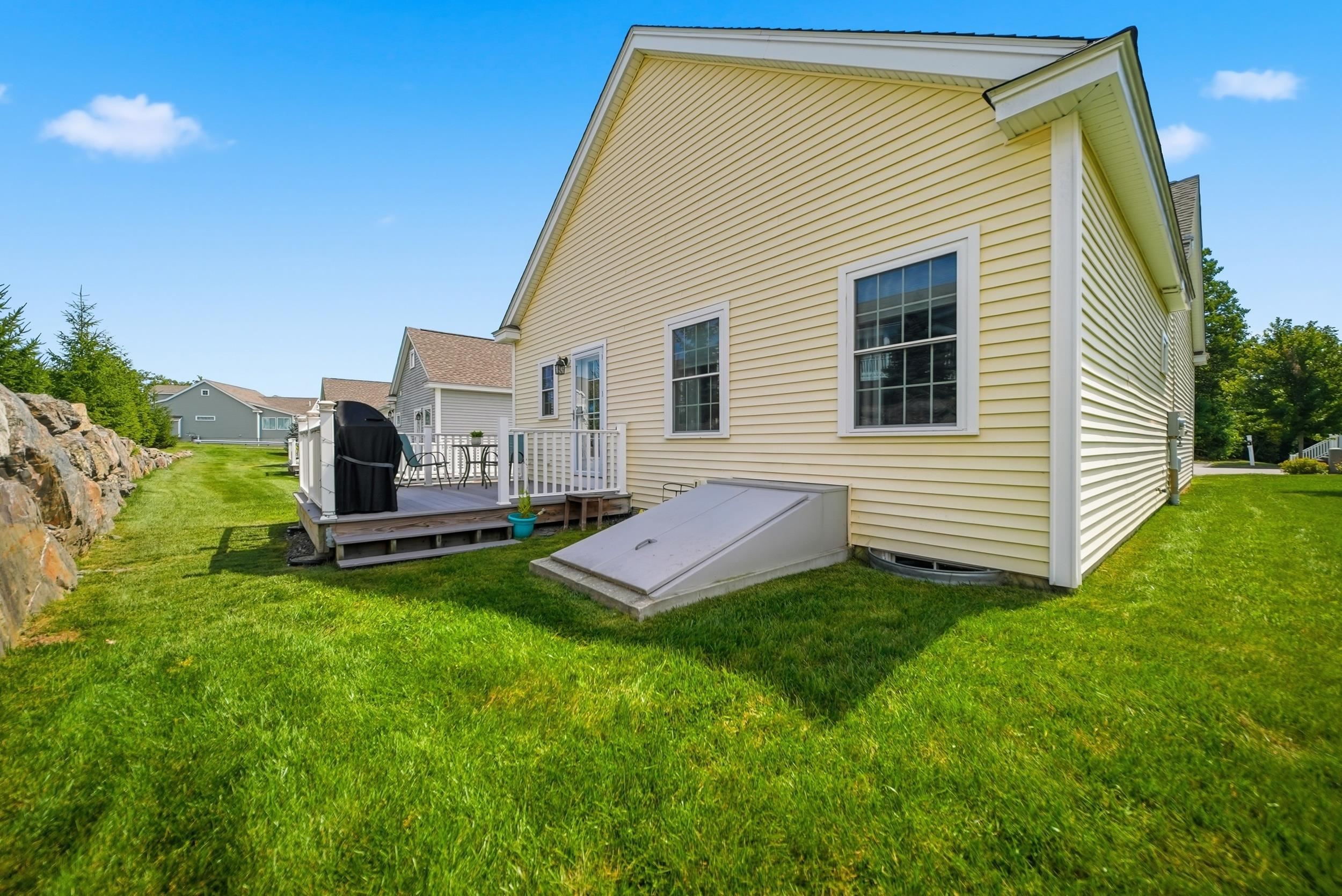 6 Dunstable Circle