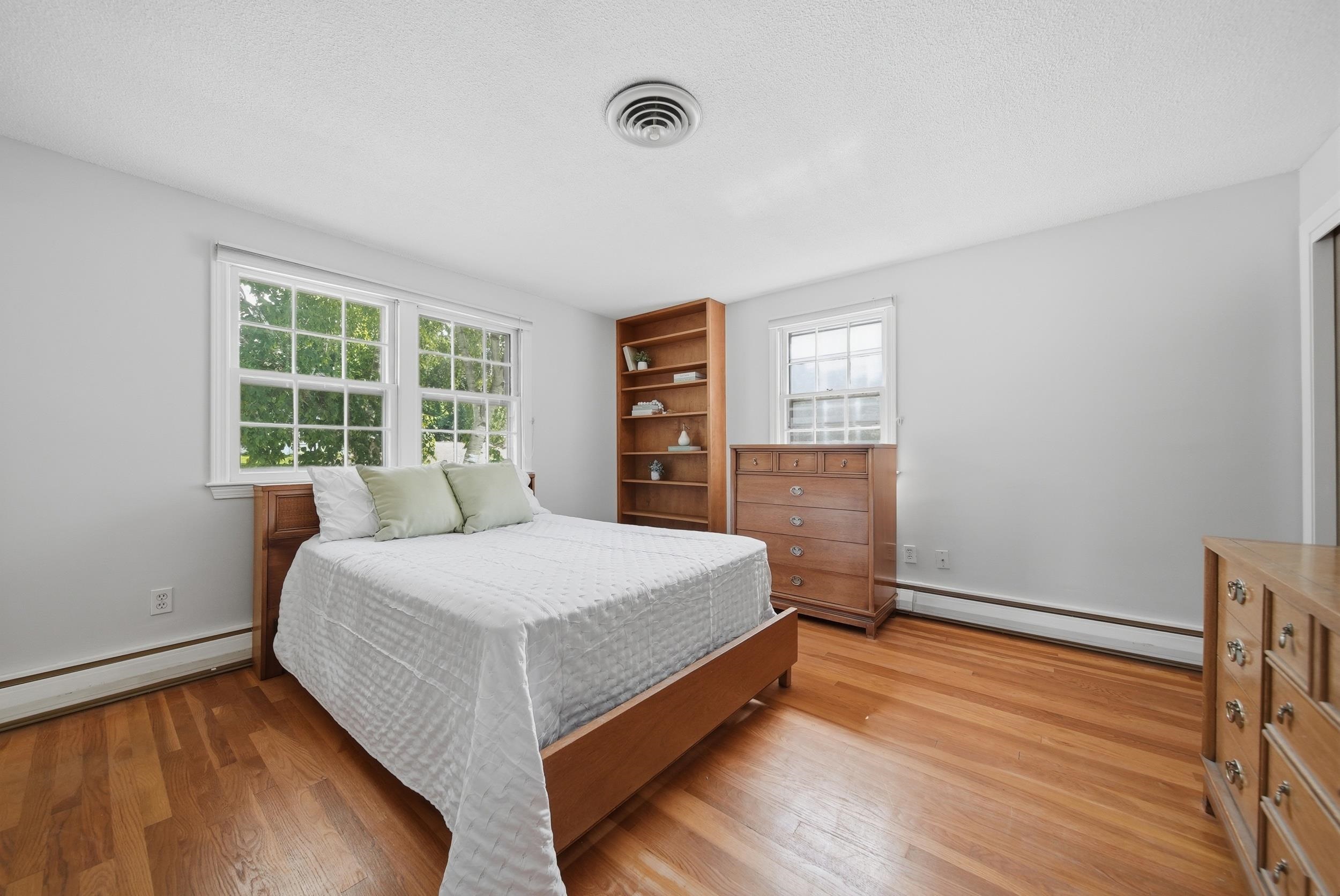 118 Lancelot Avenue