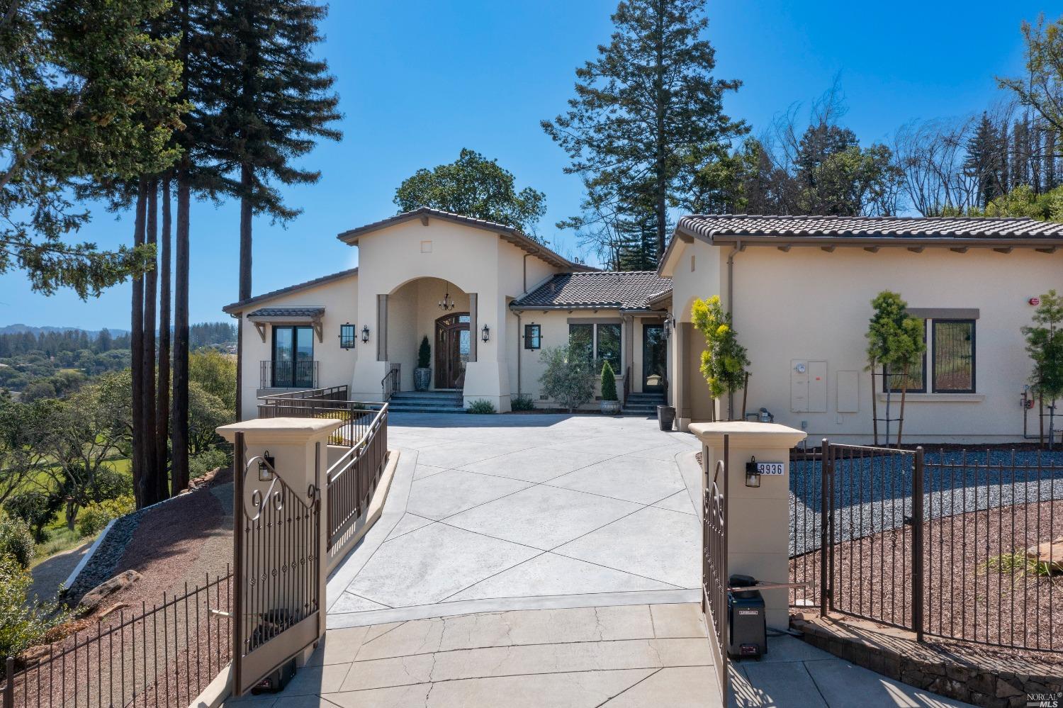 3936 Skyfarm Dr