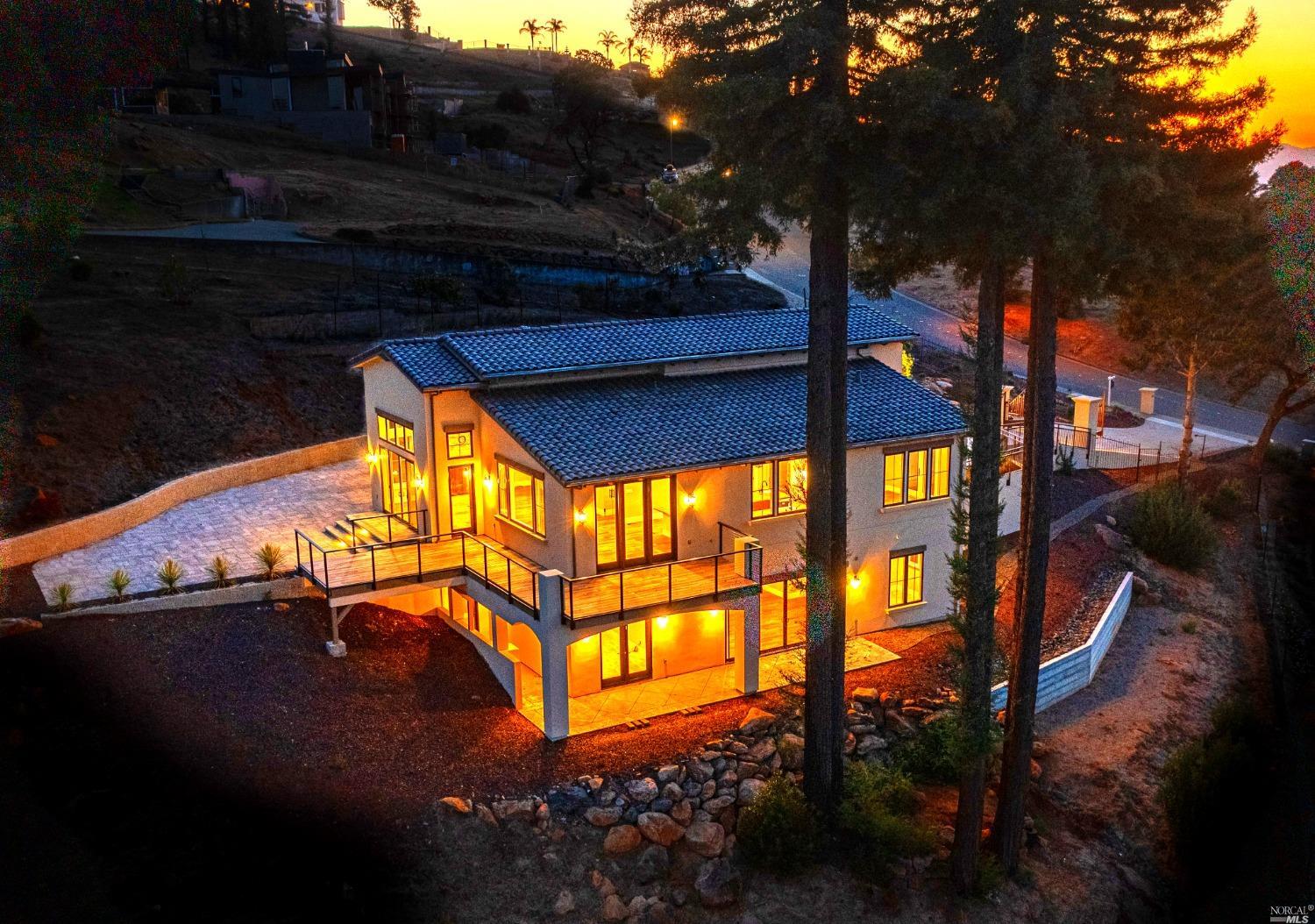 3936 Skyfarm Dr