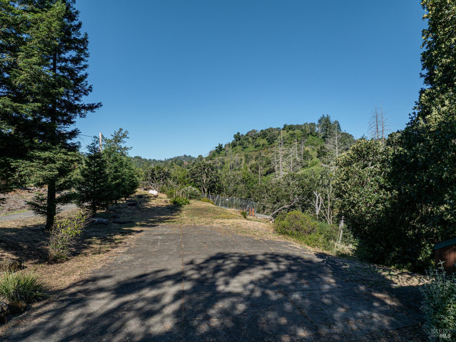 5734 Mark West Lane