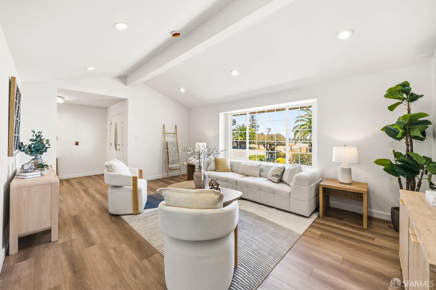 656 Spar Drive