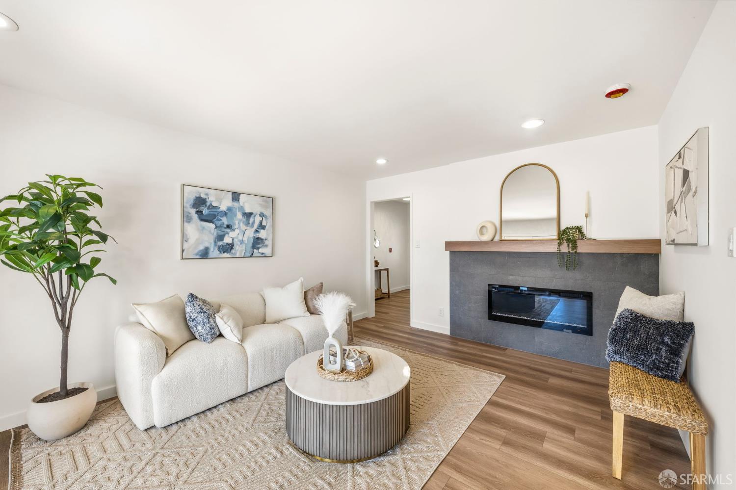 656 Spar Drive