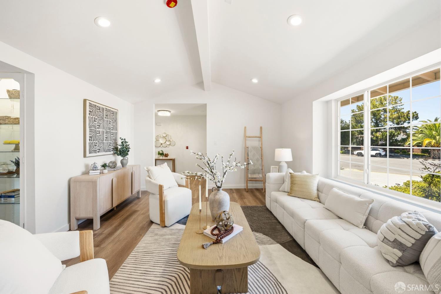 656 Spar Drive