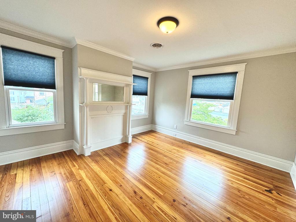 107 POPLAR STREET