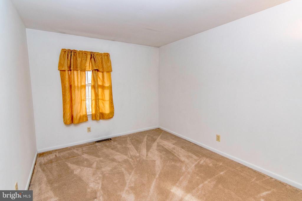5407 BONNIE BROOK ROAD