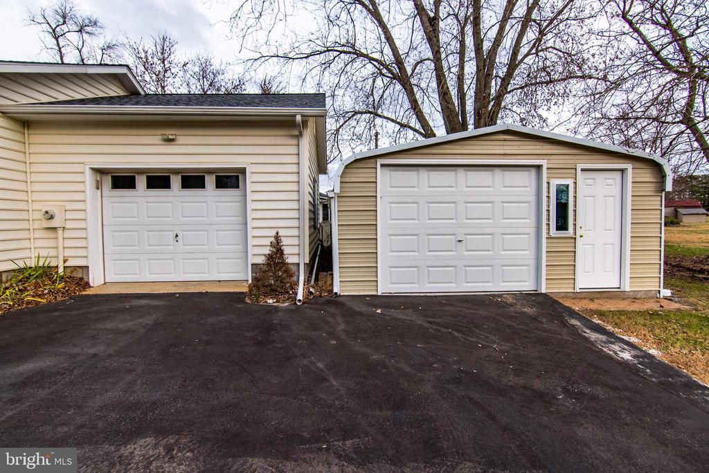 5407 BONNIE BROOK ROAD
