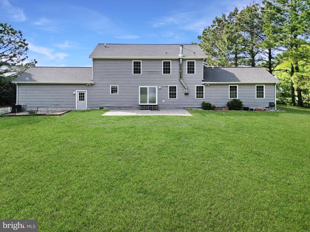5716 GOOSE FEATHER LANE