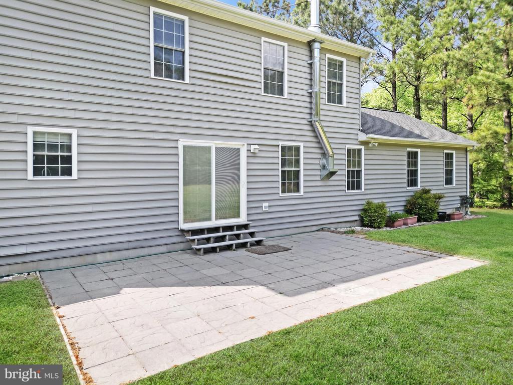 5716 GOOSE FEATHER LANE