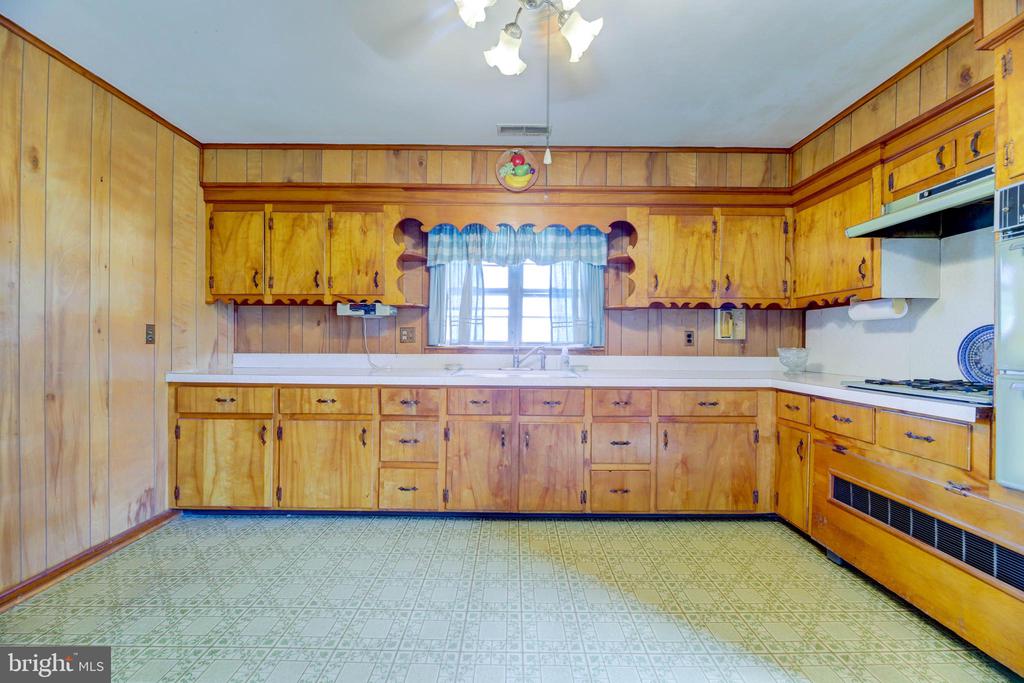 5422 MOOSE LODGE ROAD