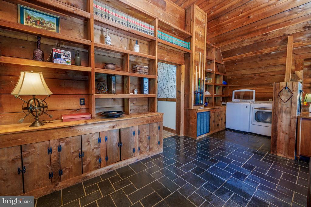 8478 JANE LOWE ROAD