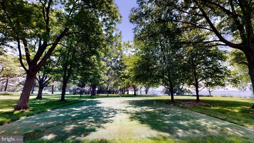 27295 SOUTHSIDE ISLAND CREEK ROAD