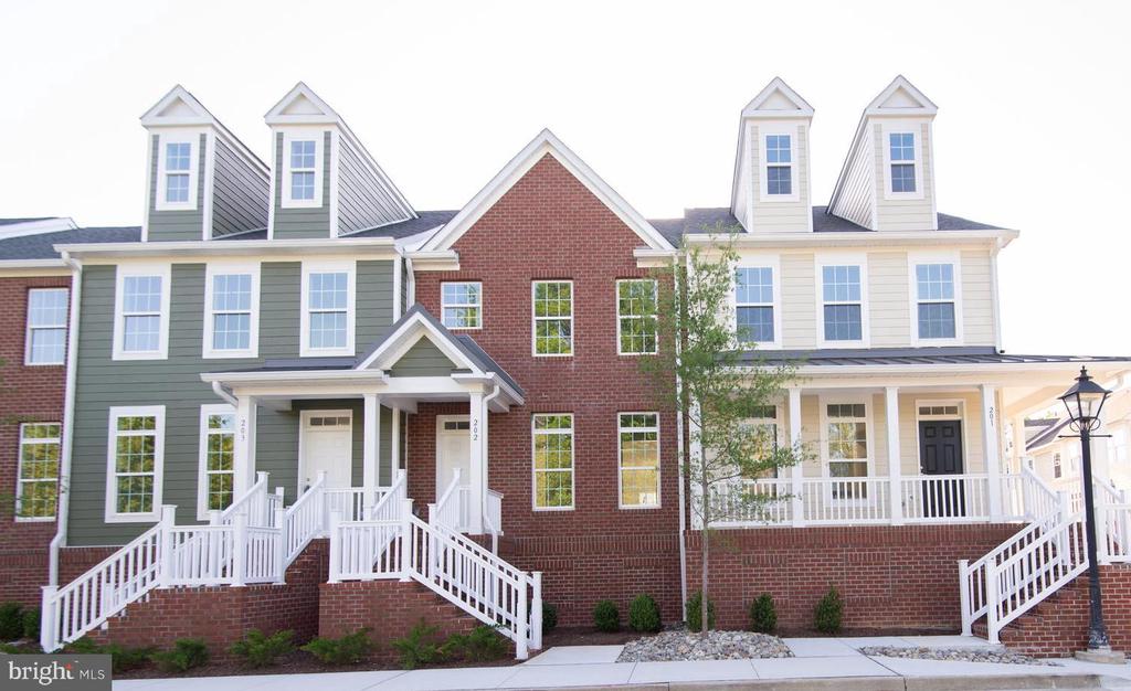 300 DIXON STREET Unit: 202