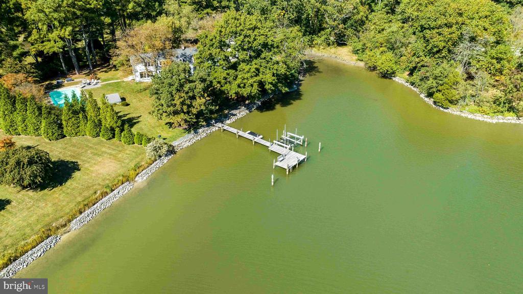 27303 BAILEYS NECK ROAD