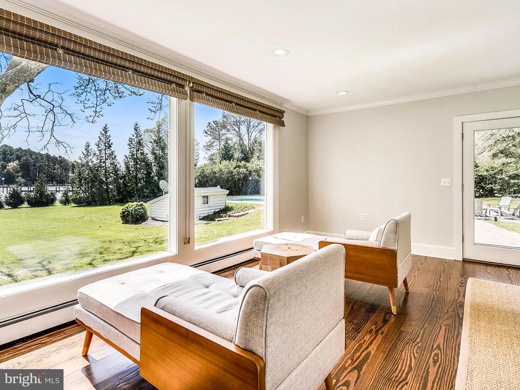 27303 BAILEYS NECK ROAD