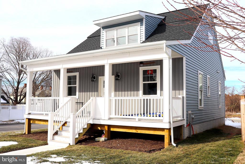 311 SALMON AVENUE