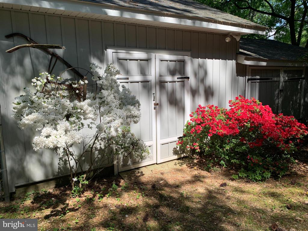 33506 TUCKAHOE RIVER ROAD