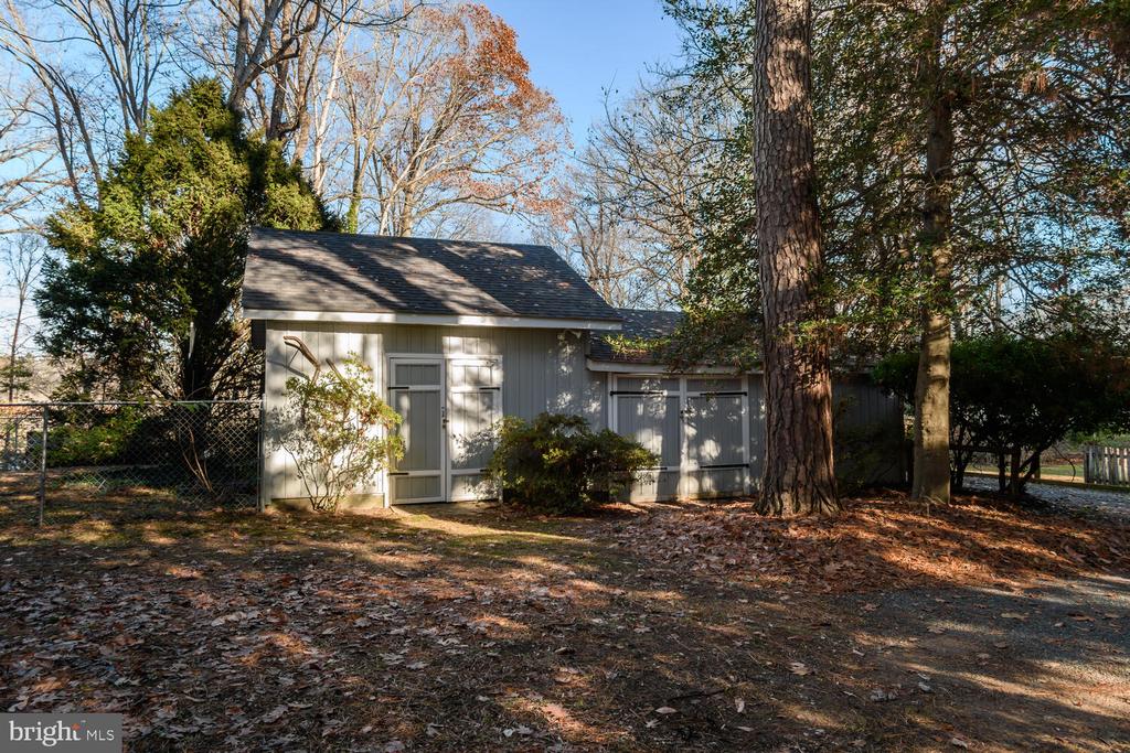 33506 TUCKAHOE RIVER ROAD