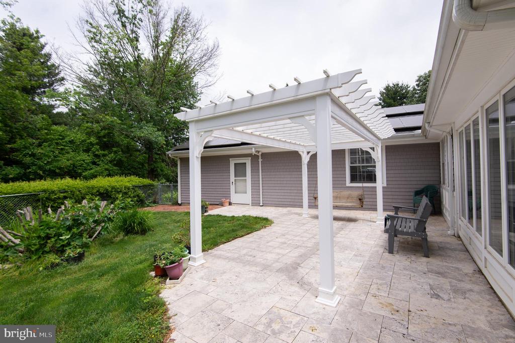 6456 FAIRWAY LANE