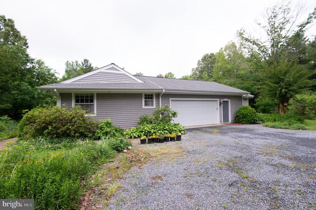 6456 FAIRWAY LANE
