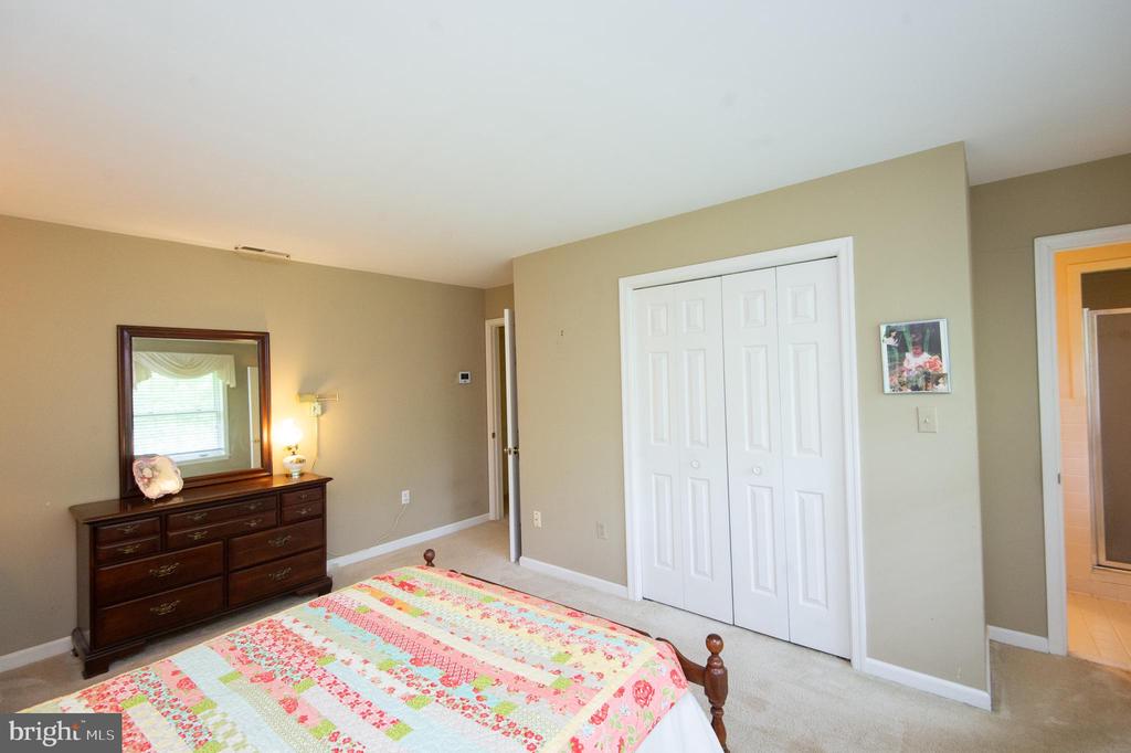 6456 FAIRWAY LANE