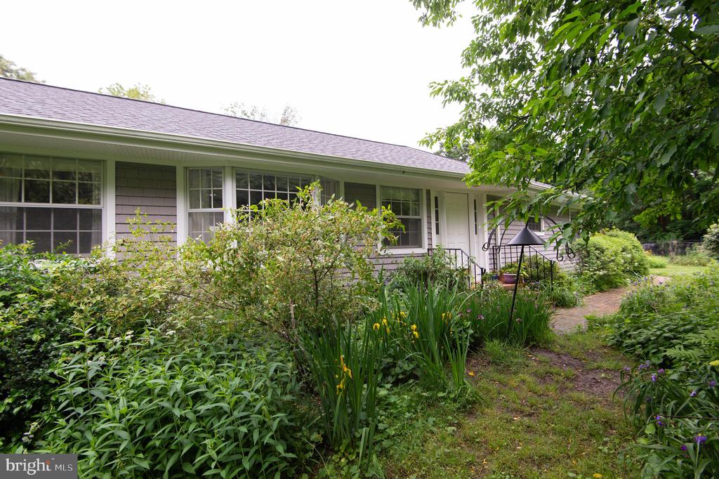 6456 FAIRWAY LANE