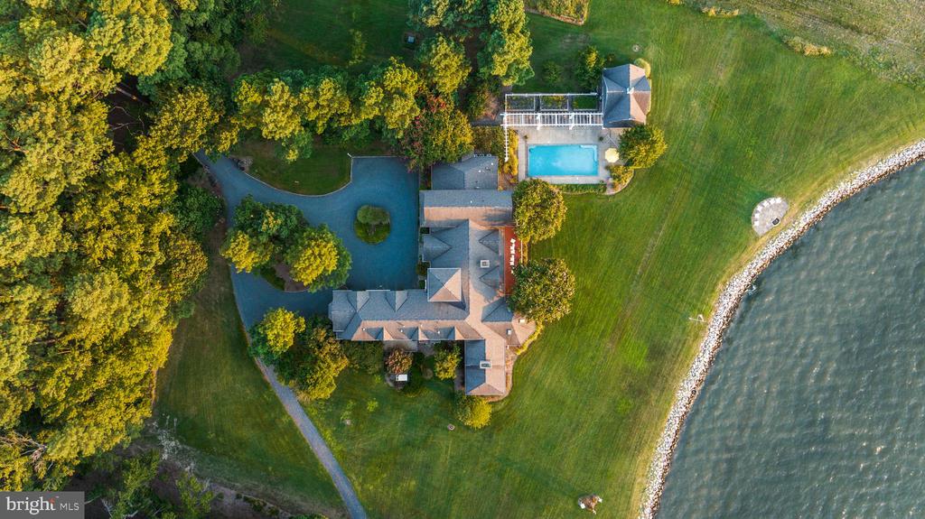 24390 DEEP NECK FARM LANE