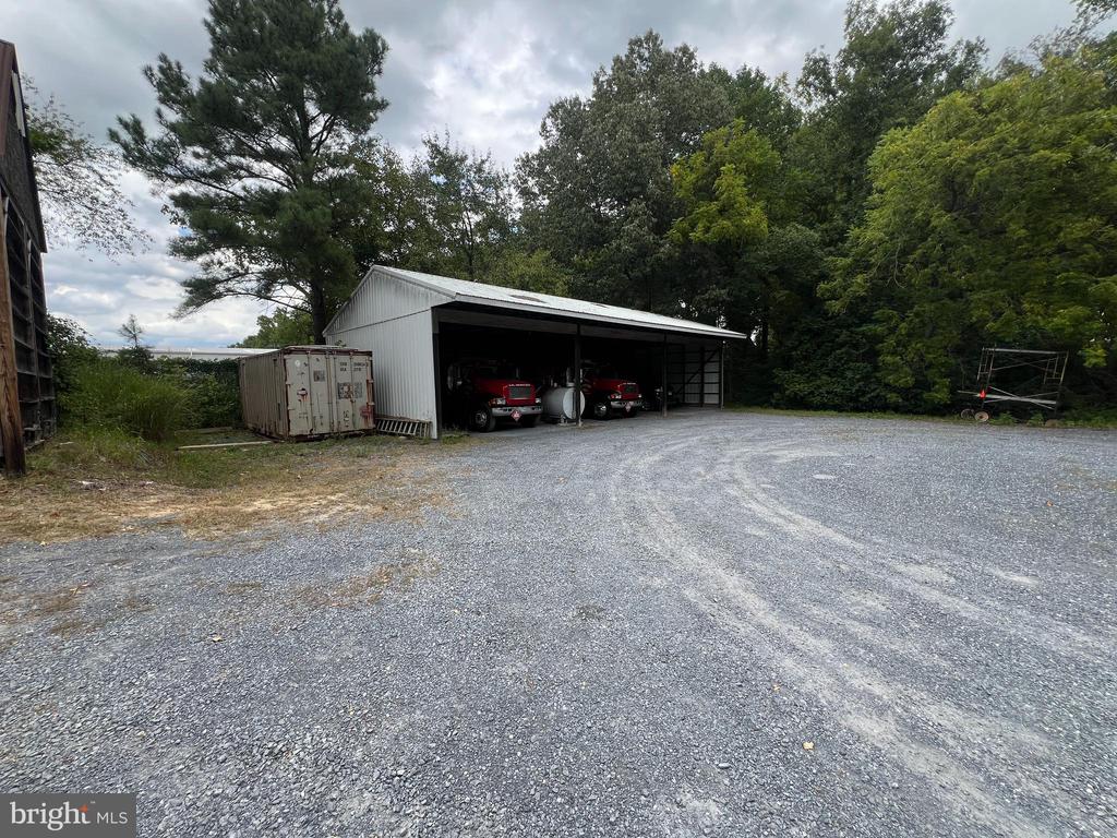 7923 INDUSTRIAL PARK ROAD